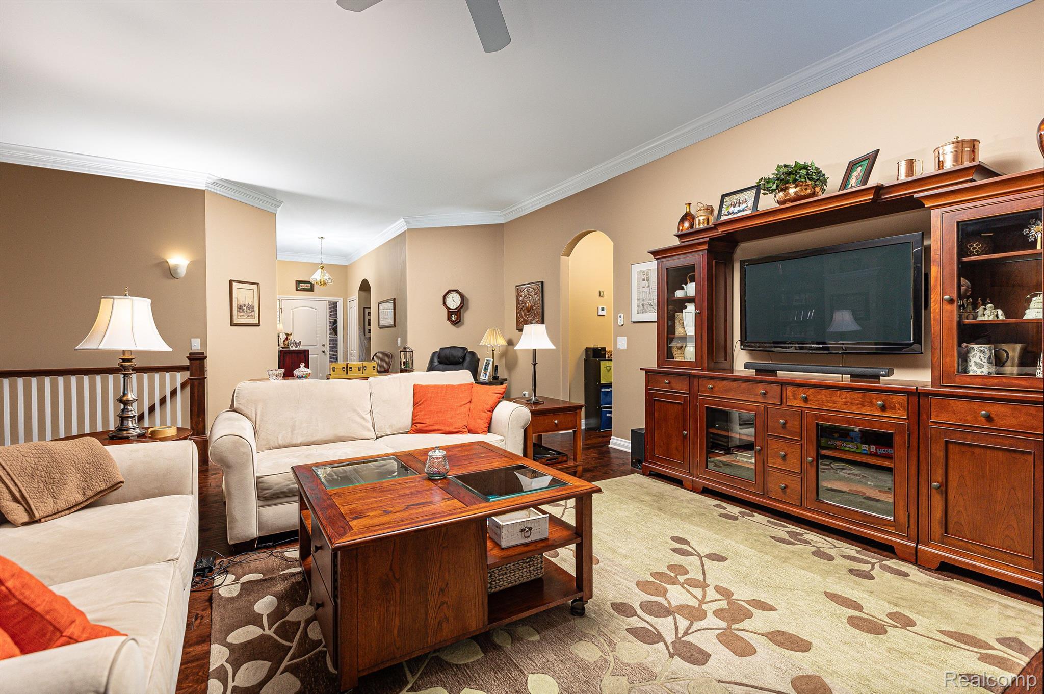 868 McIntosh Court