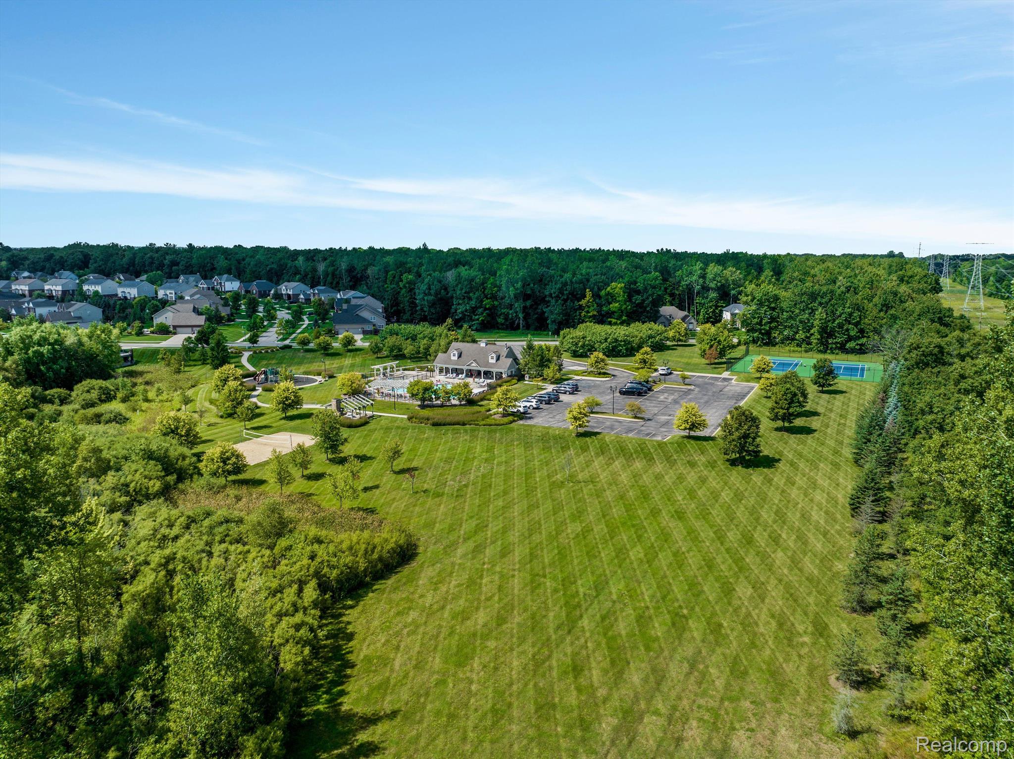 868 McIntosh Court