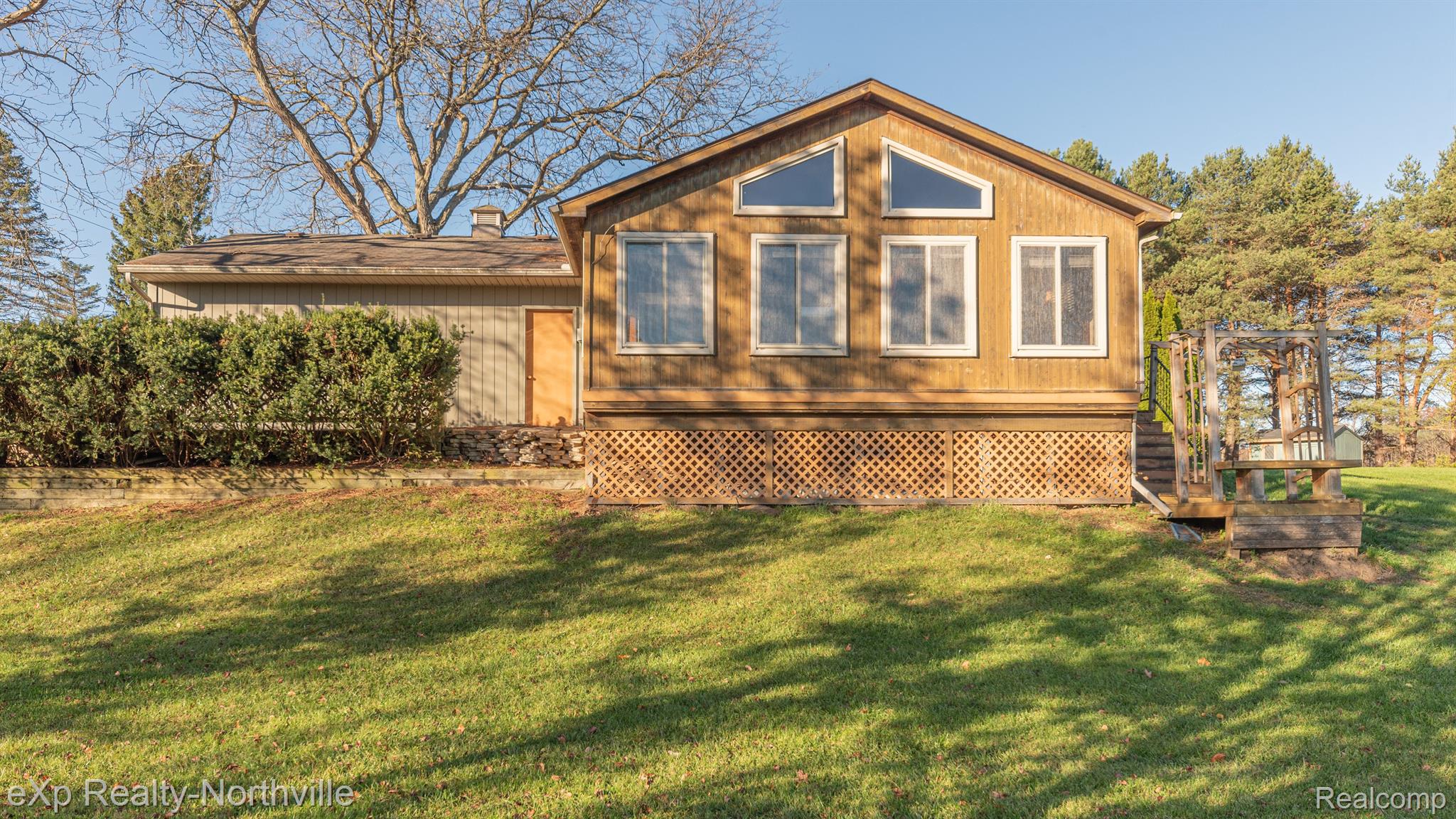 9457 BERGIN Road