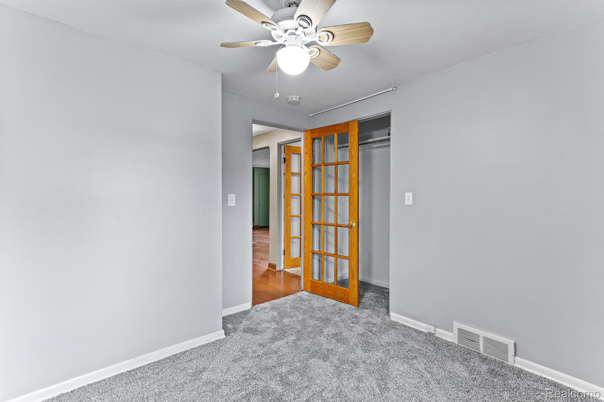 329 NIPPIGON Street