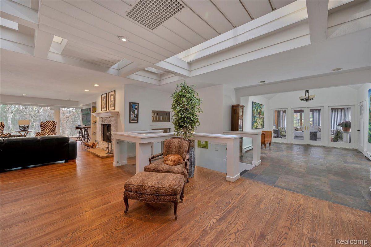 1473 CALEY Road