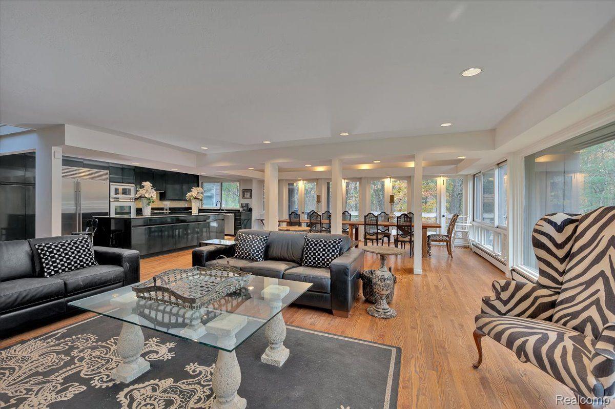 1473 CALEY Road