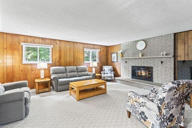 3450 GARDNER Road