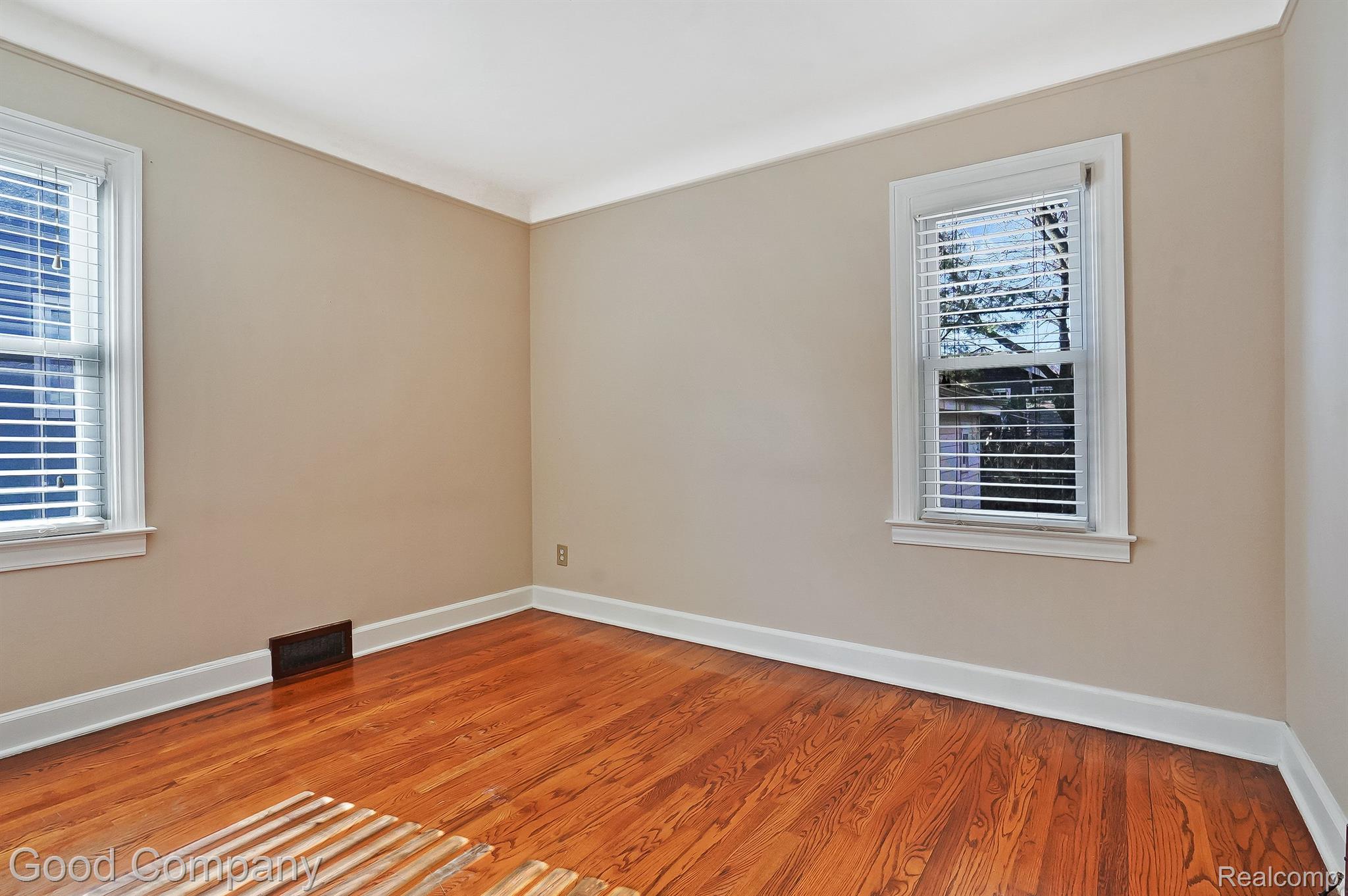 200 S PLEASANT Street A