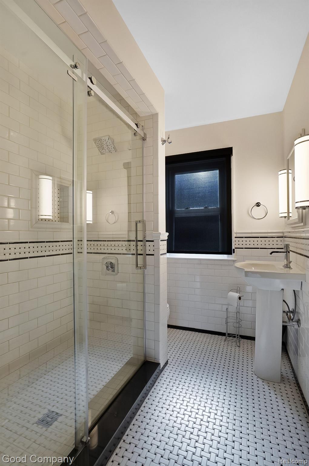 200 S PLEASANT Street A