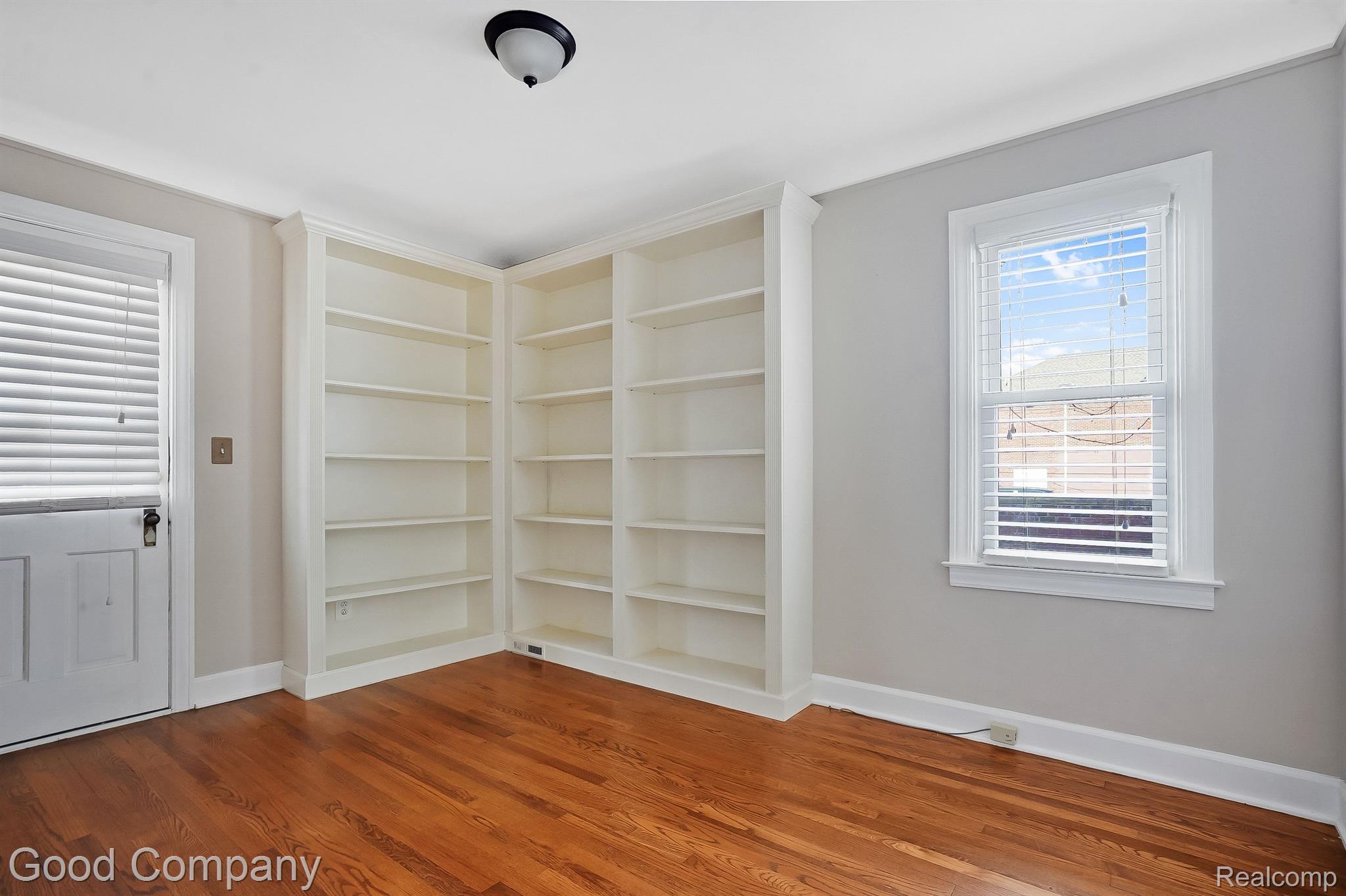 200 S PLEASANT Street A