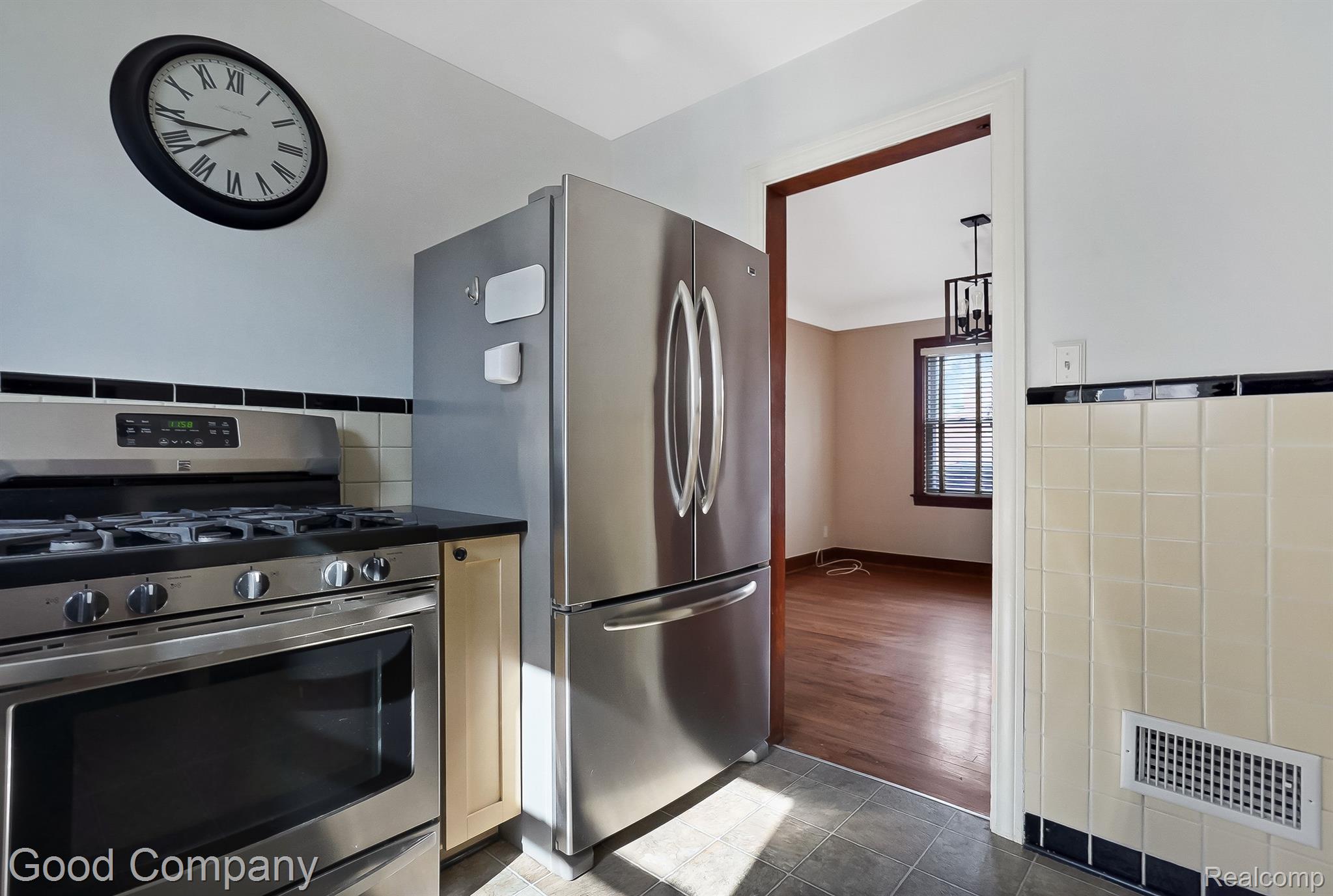 200 S PLEASANT Street A