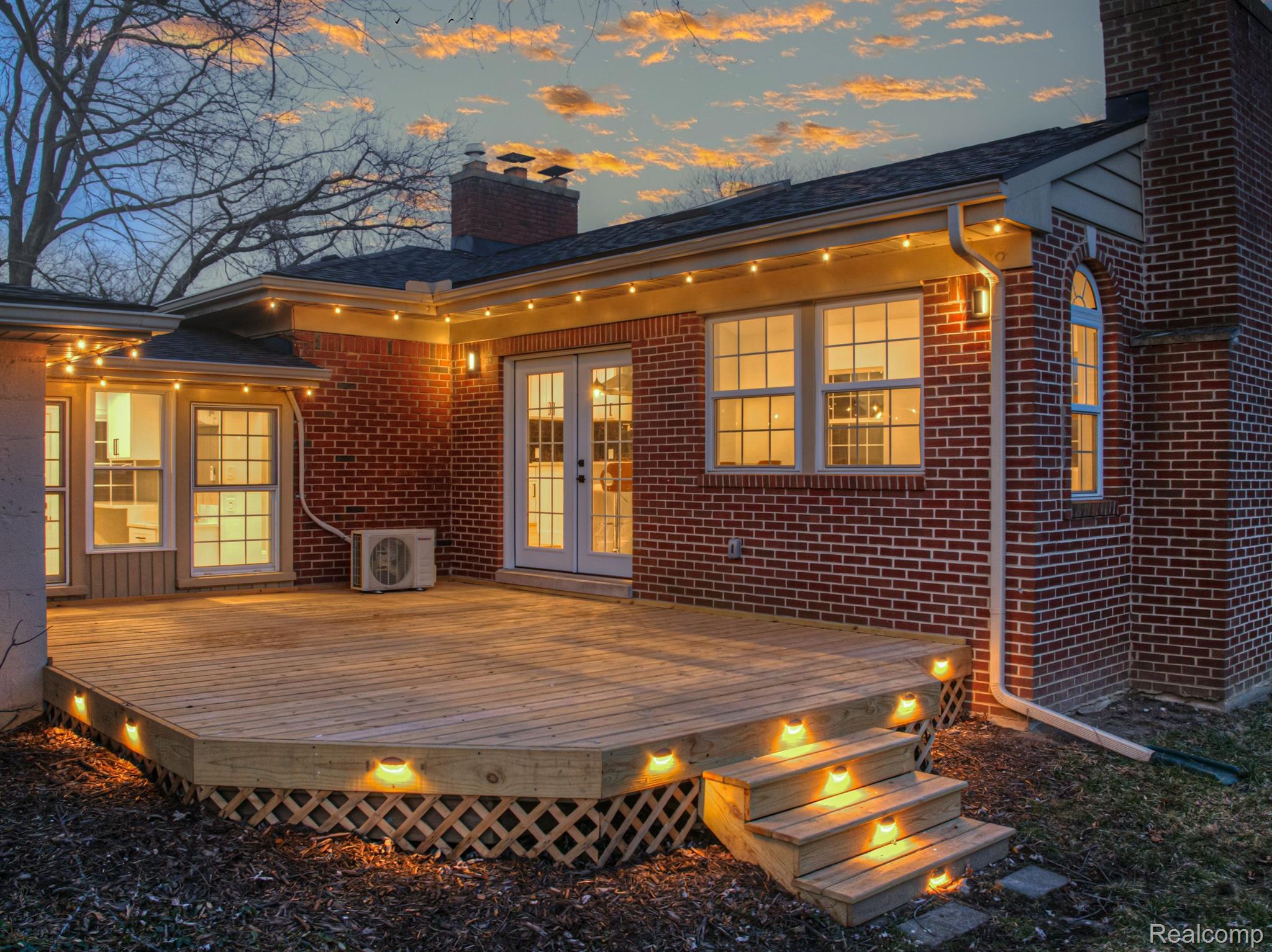 4009 PARKVIEW Drive