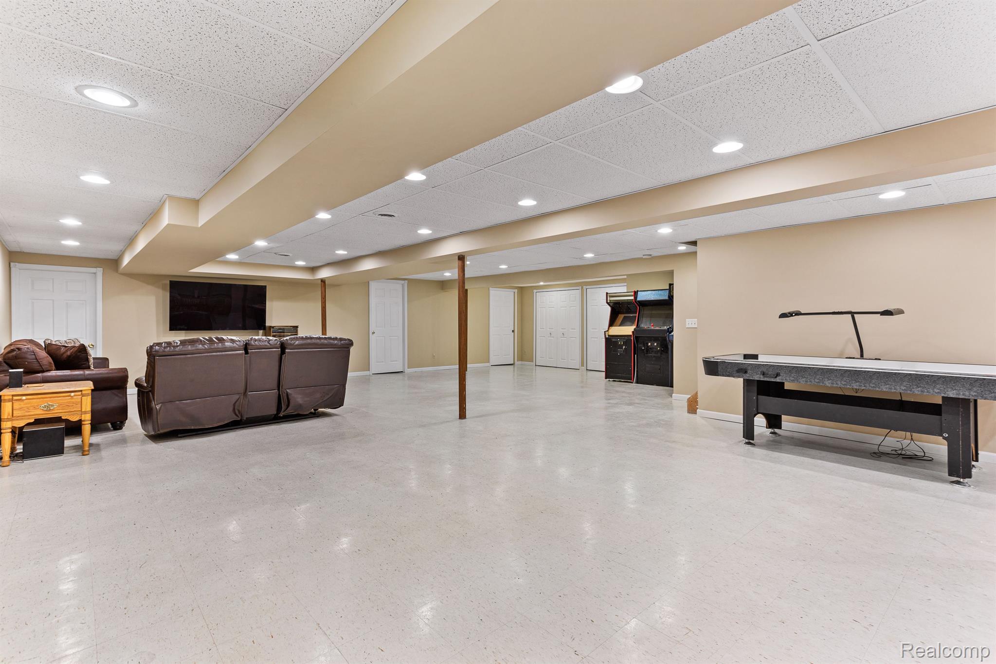 21205 YOUNG Drive