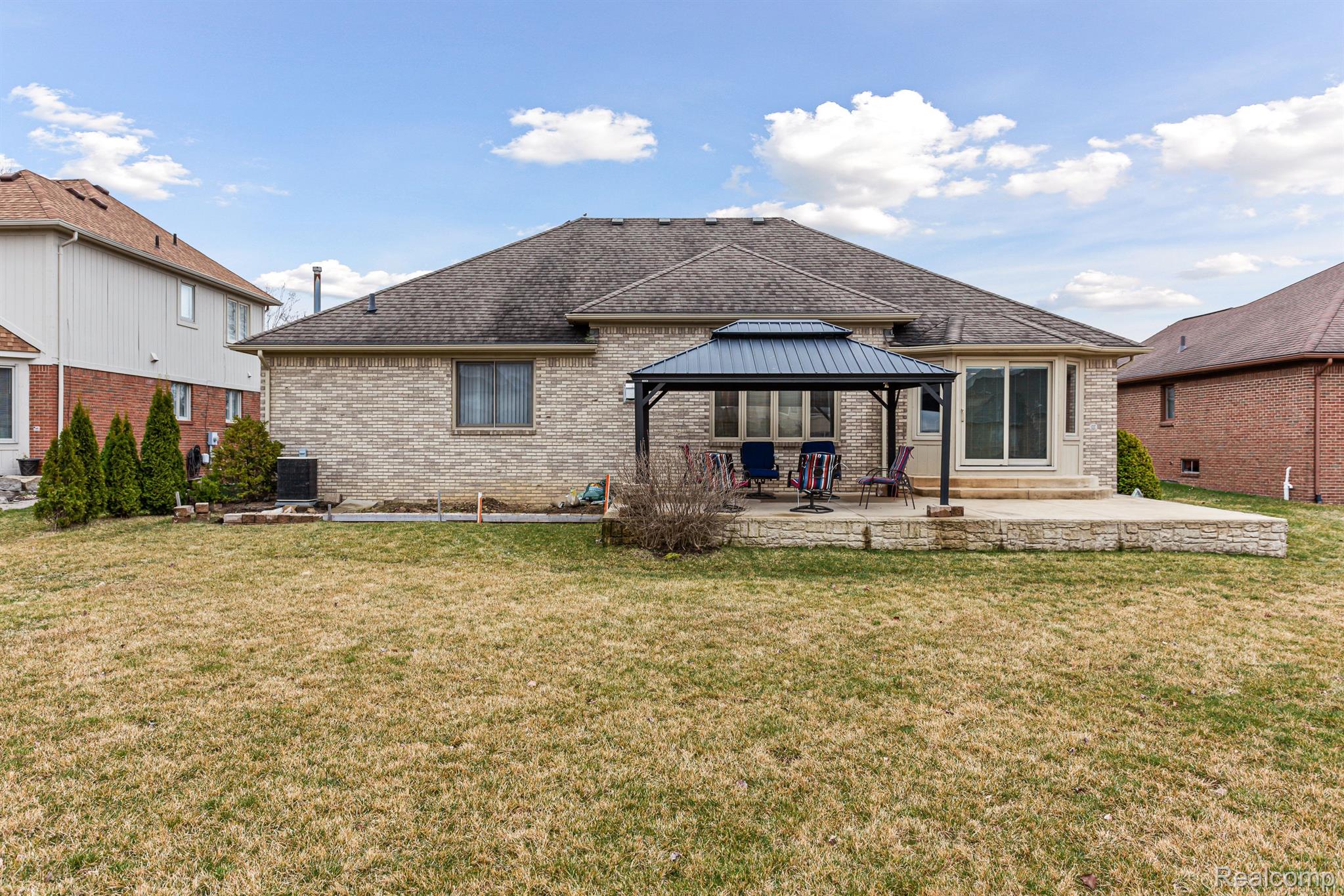 21205 YOUNG Drive