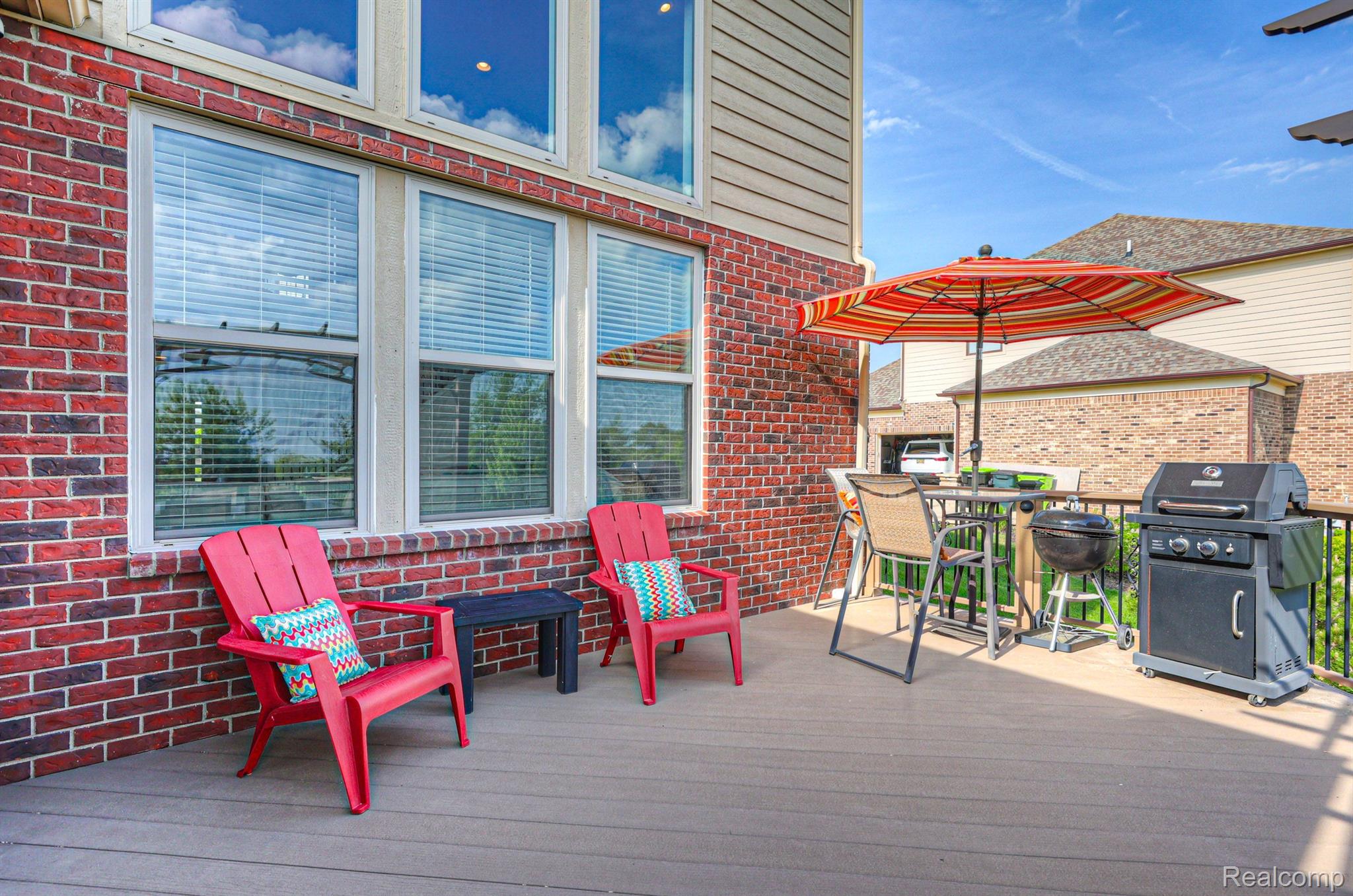 166 OAKLAND CREST Drive
