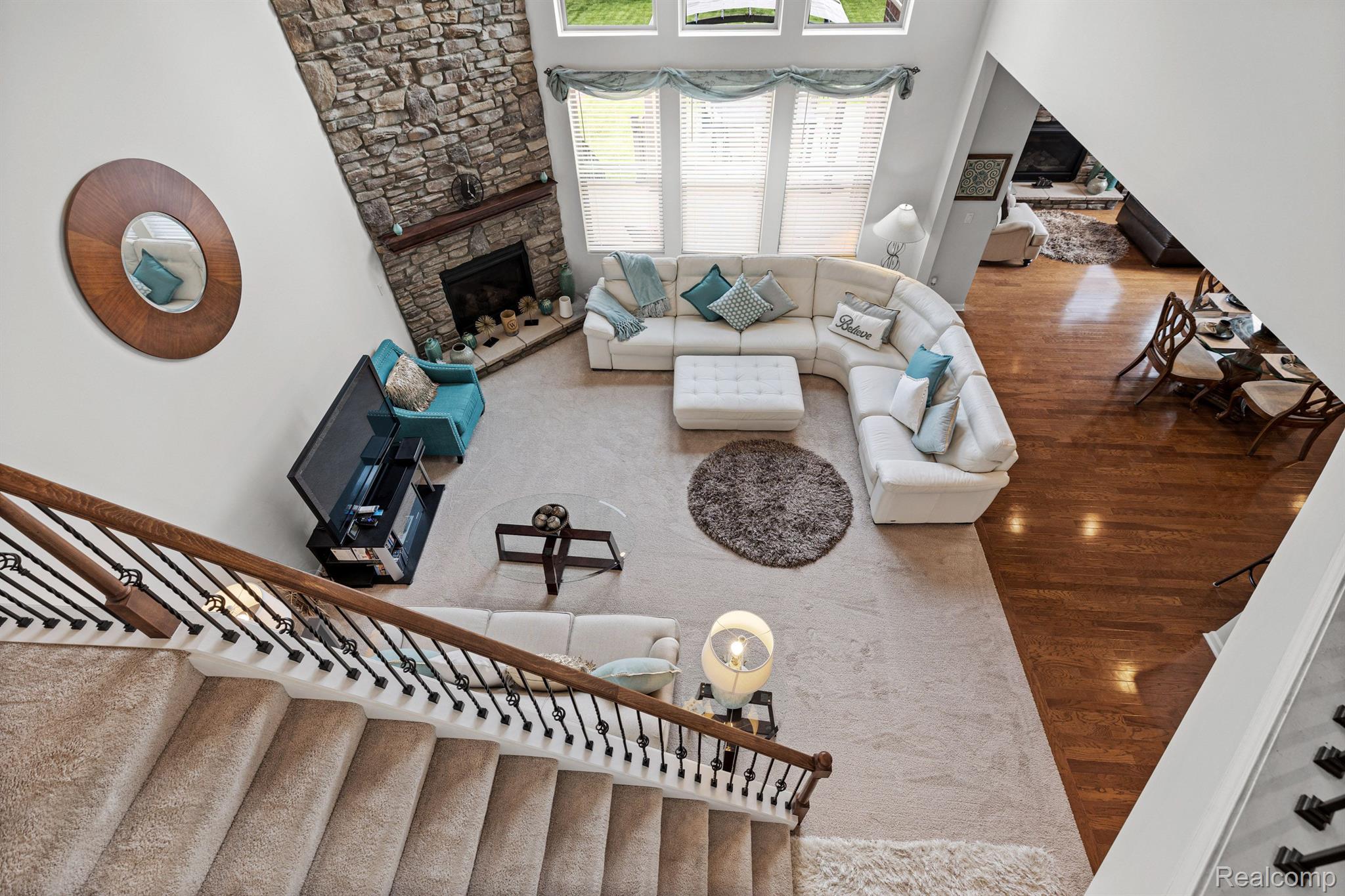 166 OAKLAND CREST Drive