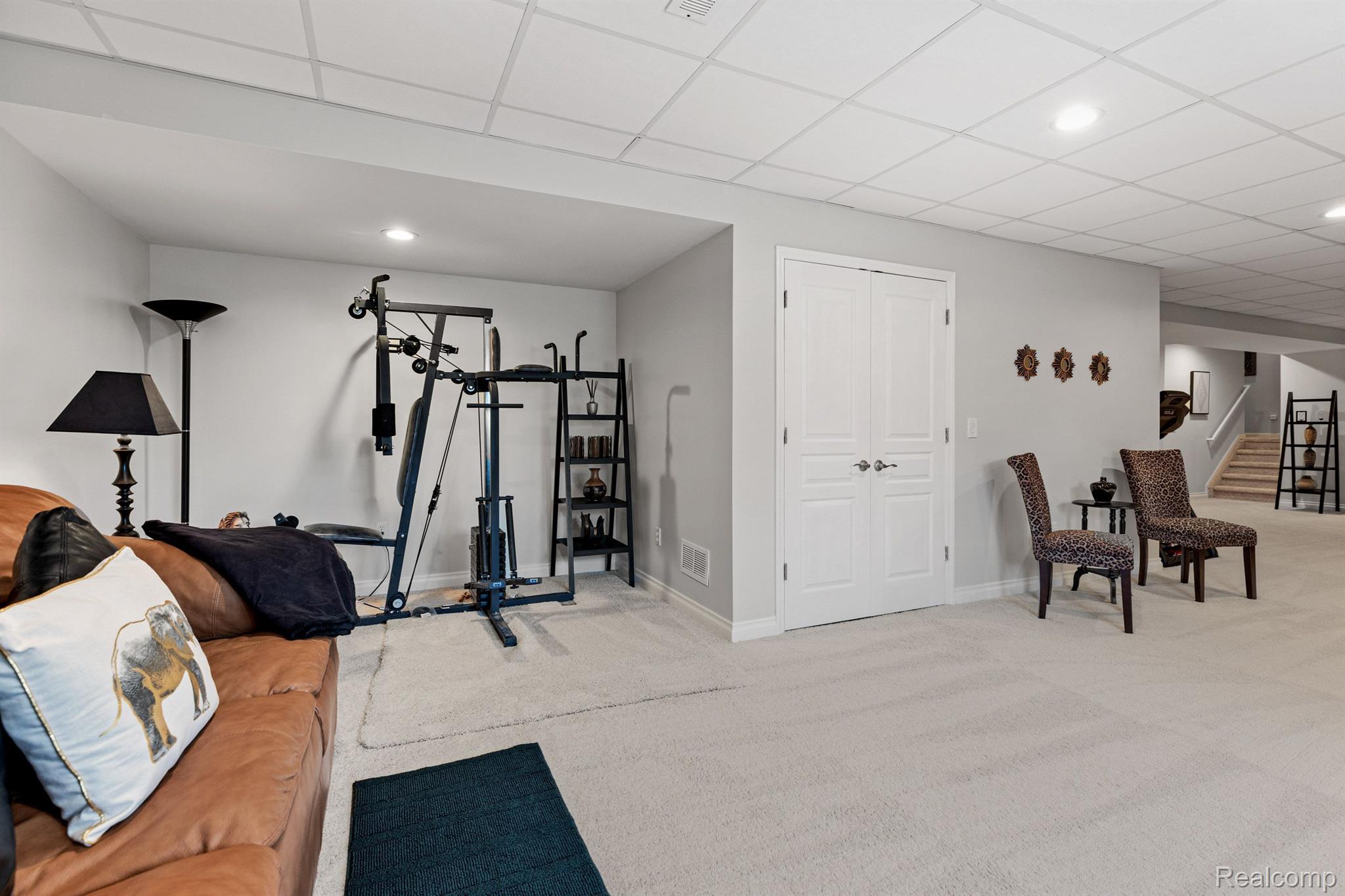 166 OAKLAND CREST Drive