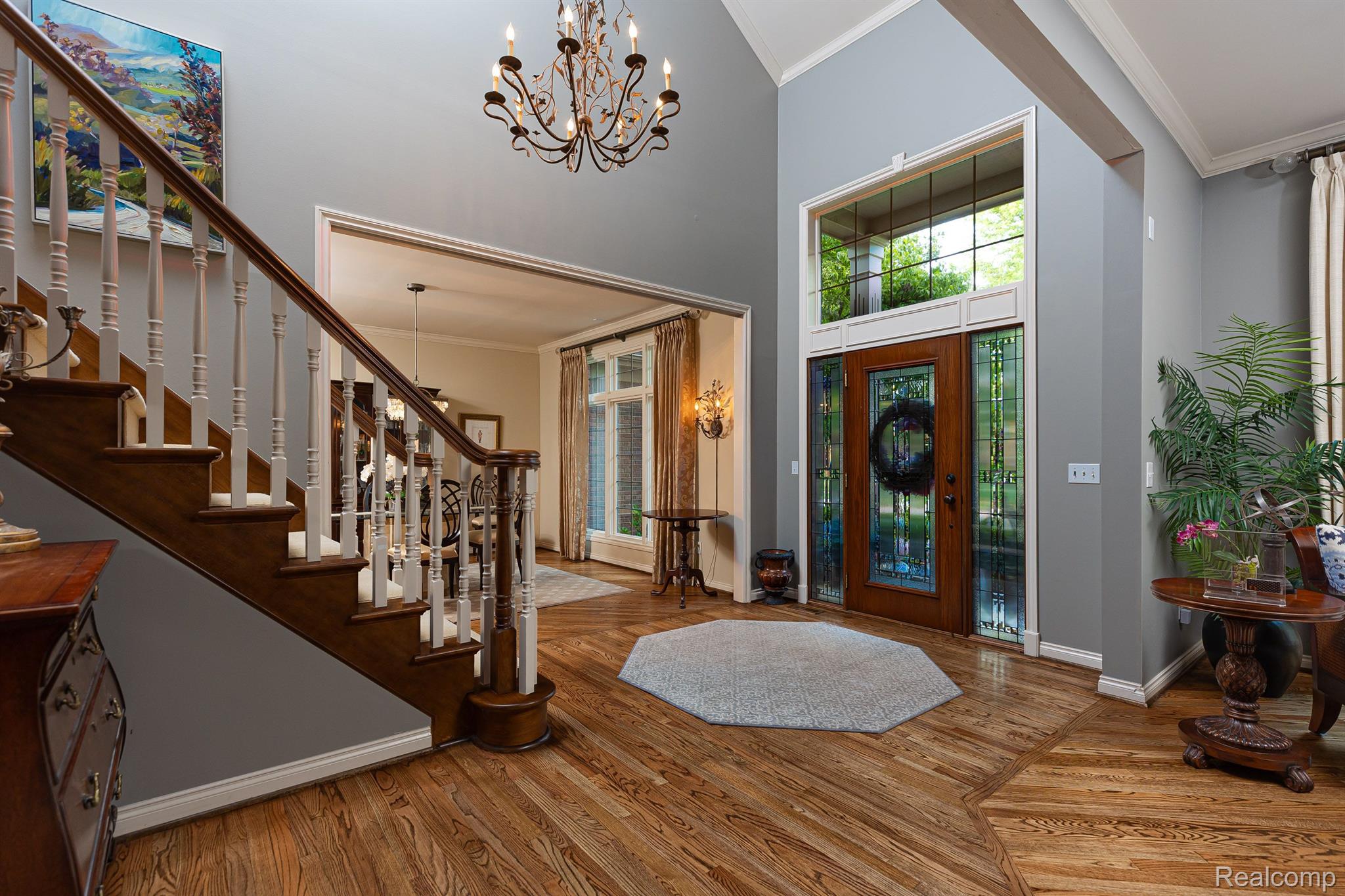 1152 AUTUMNVIEW Drive