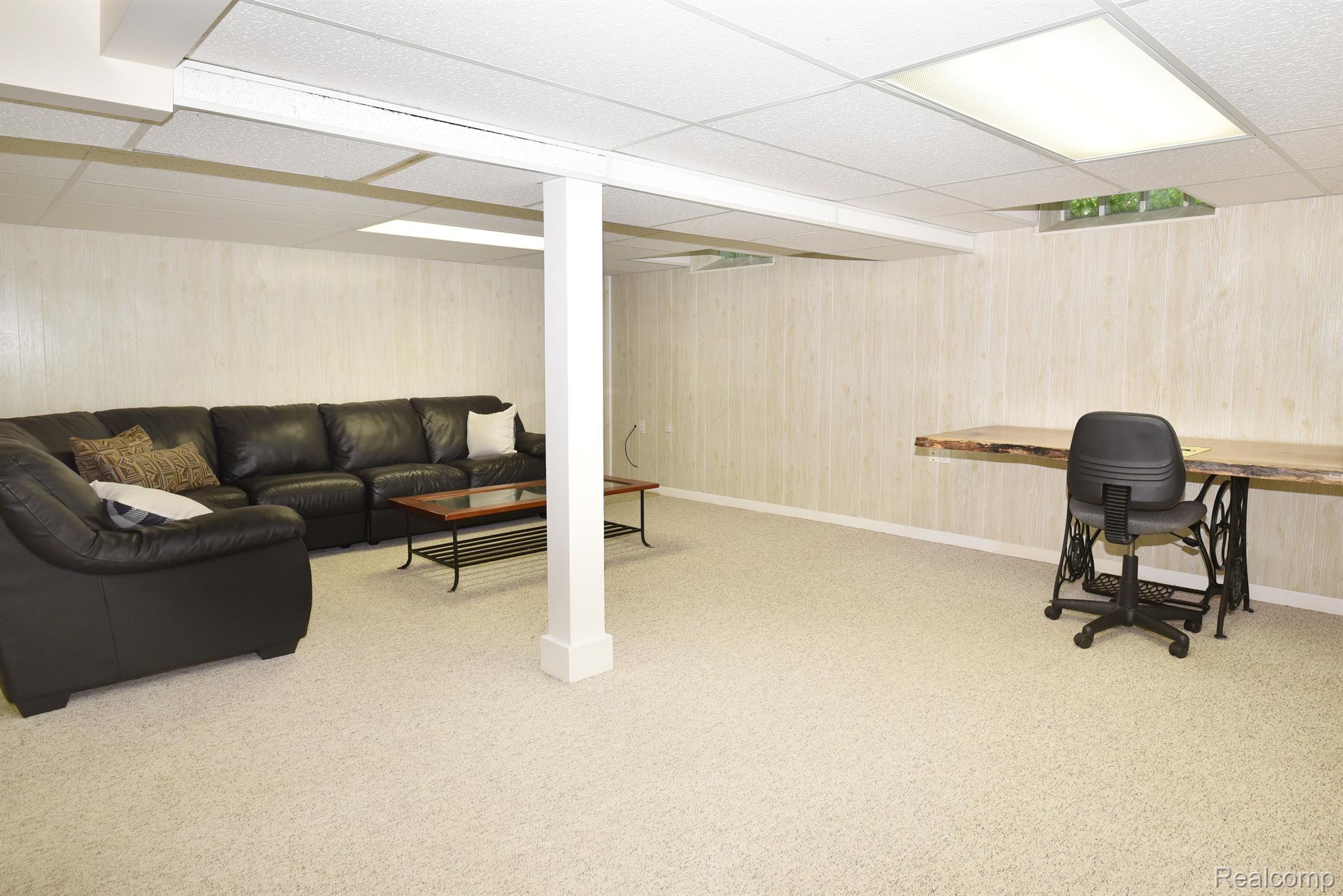 3830 Eastbourne Drive
