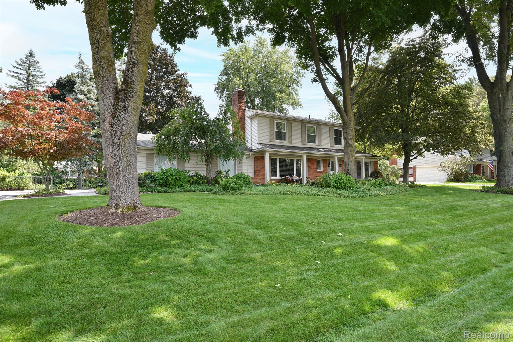 3830 Eastbourne Drive
