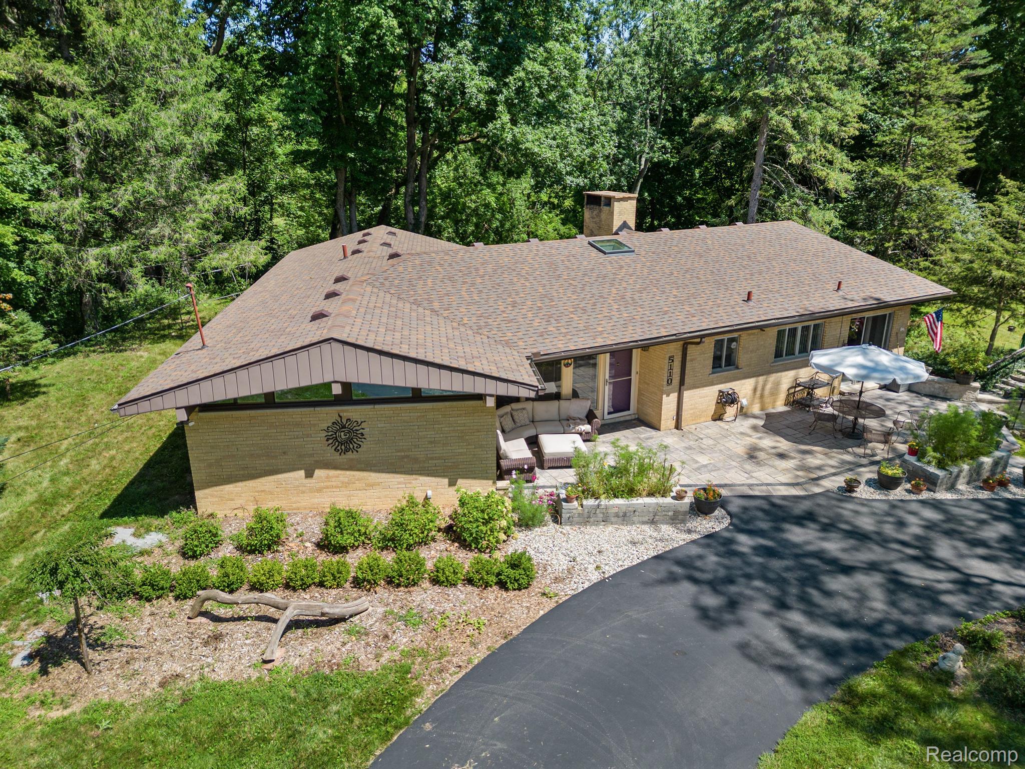 5110 Old Court