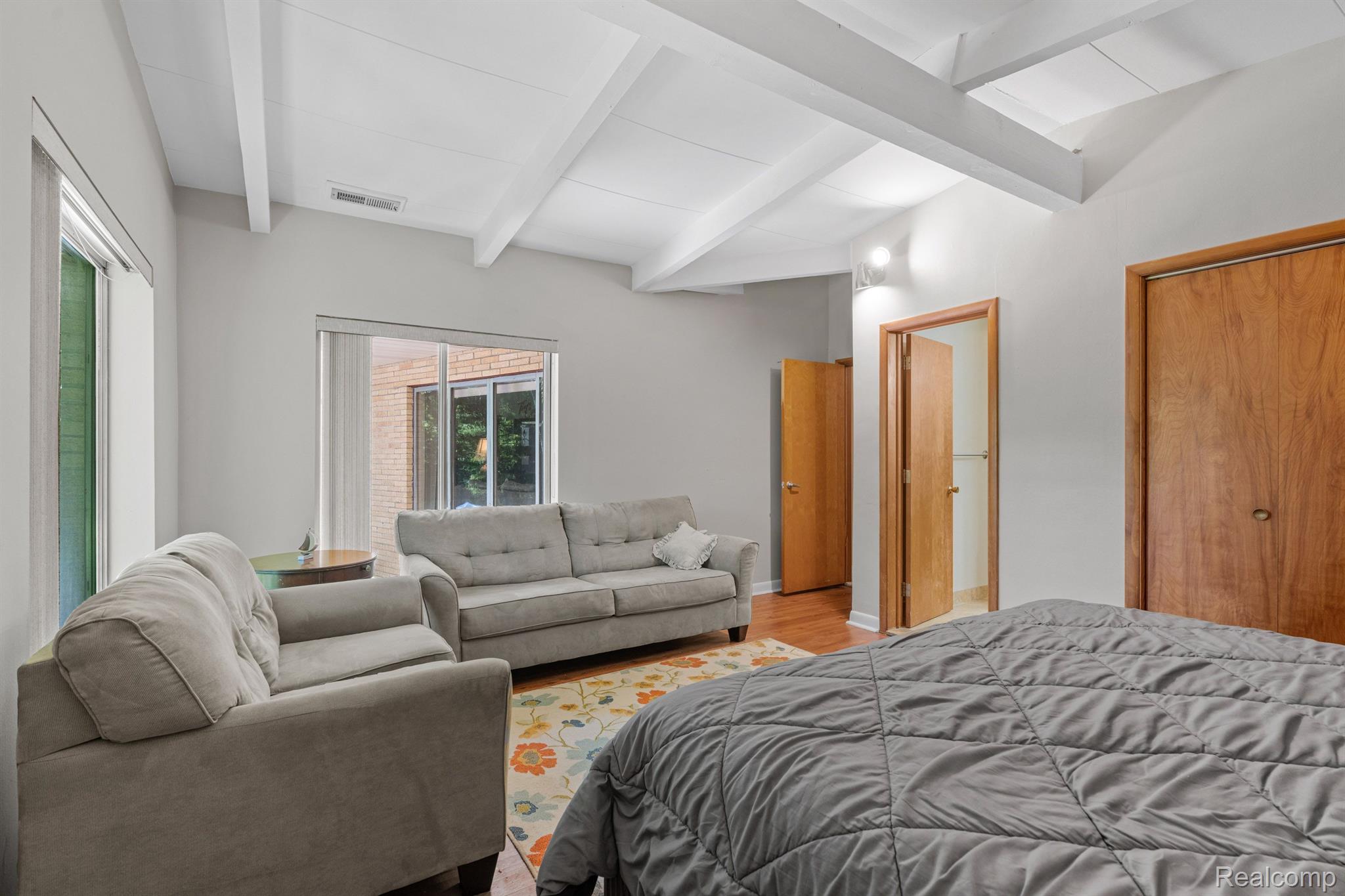 5110 Old Court