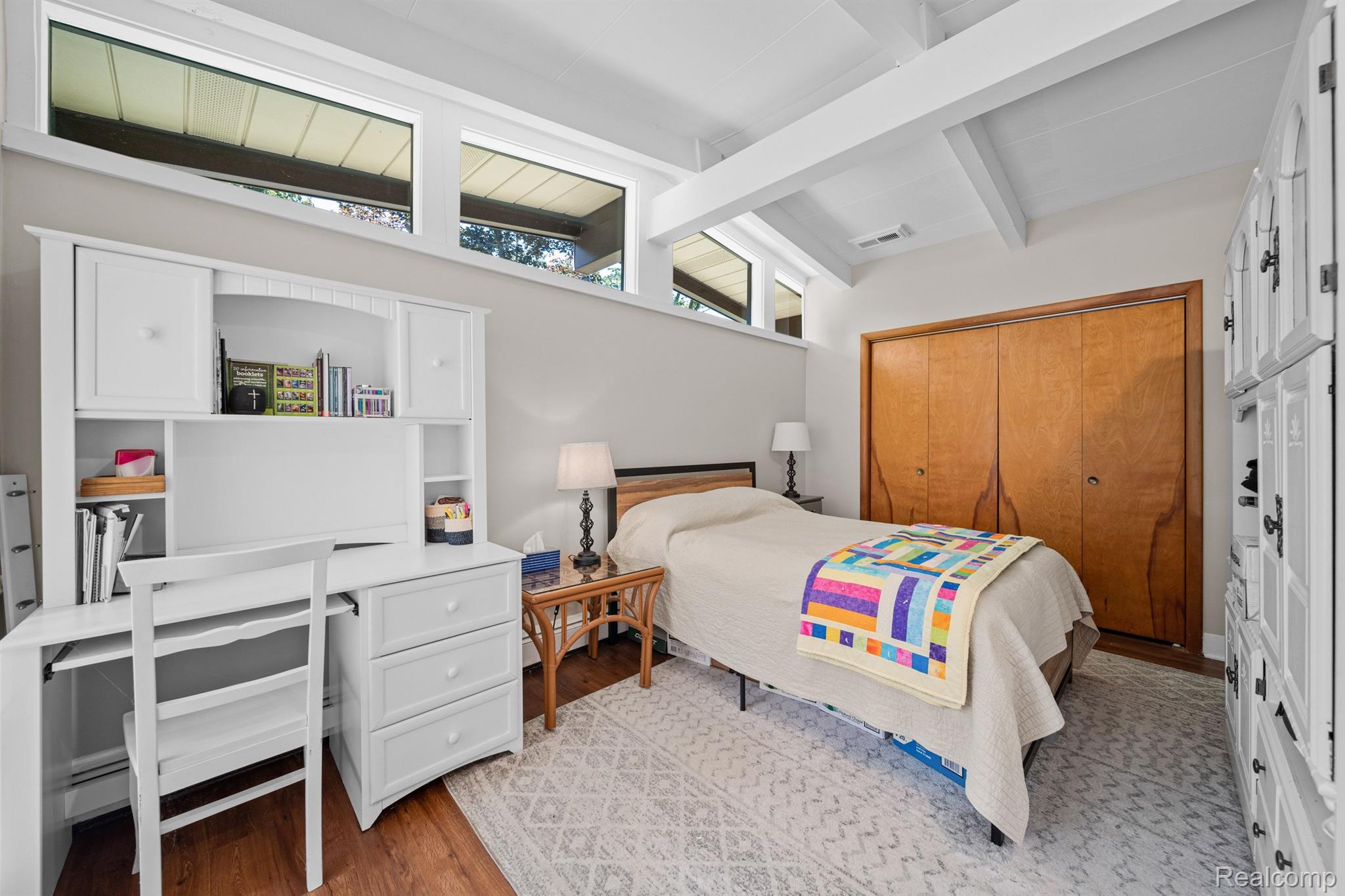 5110 Old Court