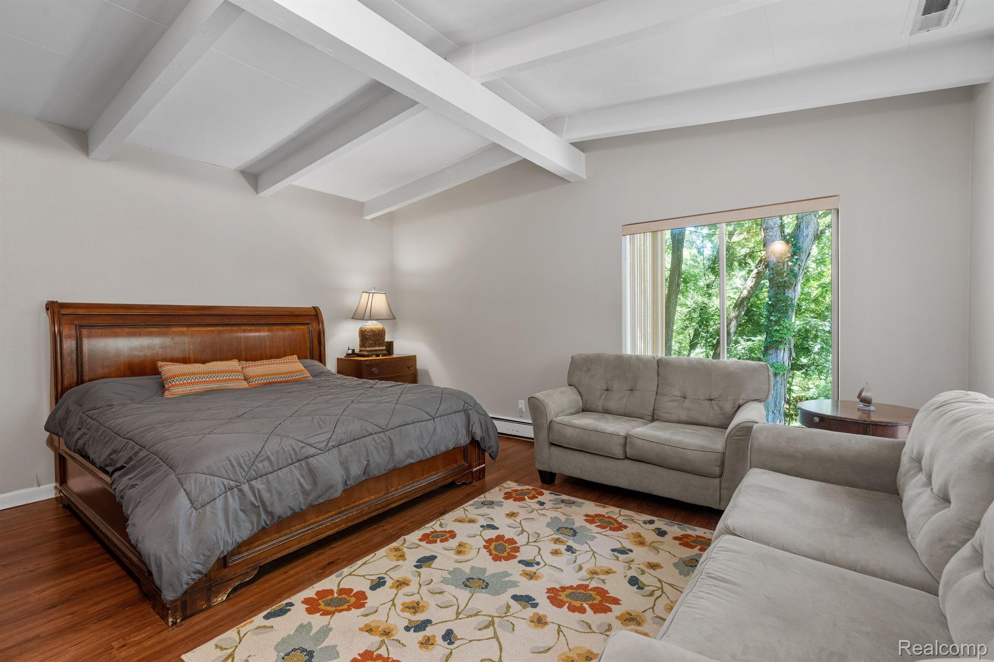 5110 Old Court