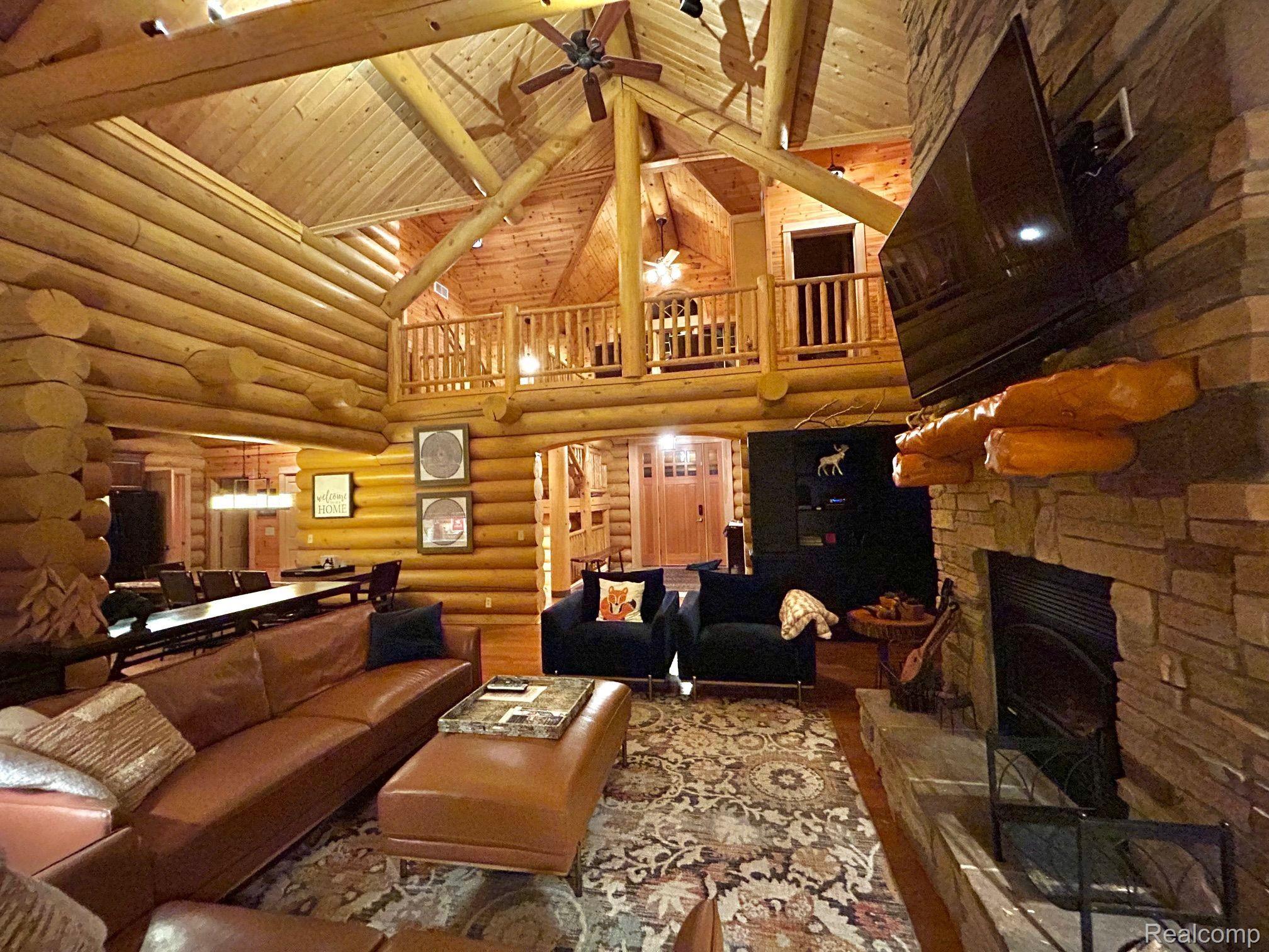 6004 Spyglass Hill Court