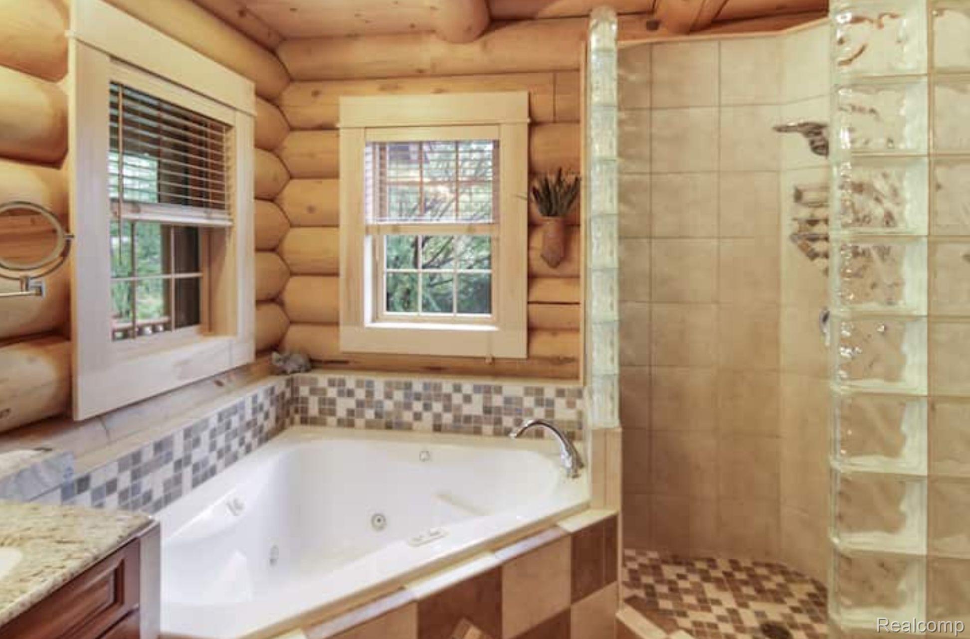 6004 Spyglass Hill Court