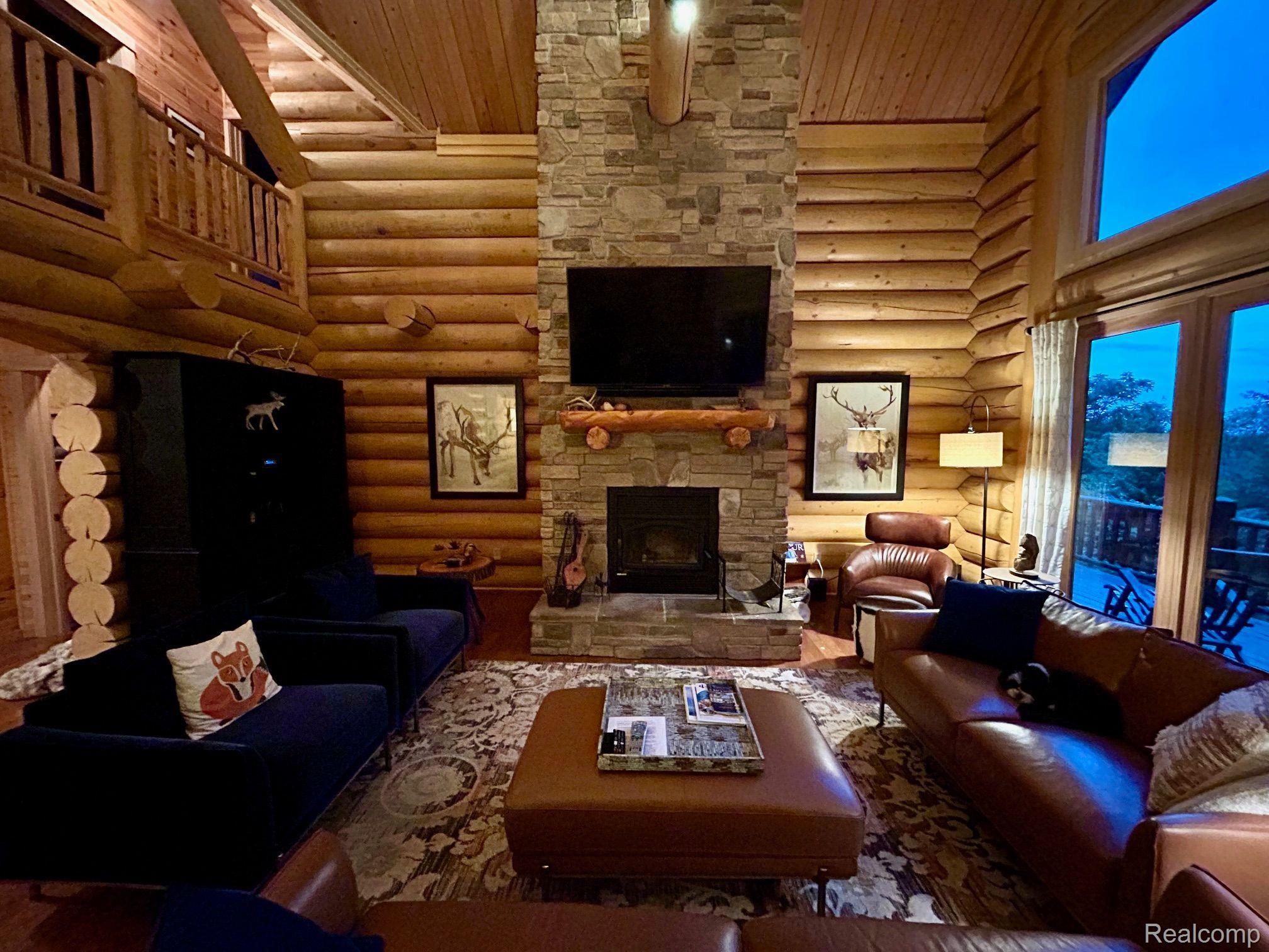 6004 Spyglass Hill Court