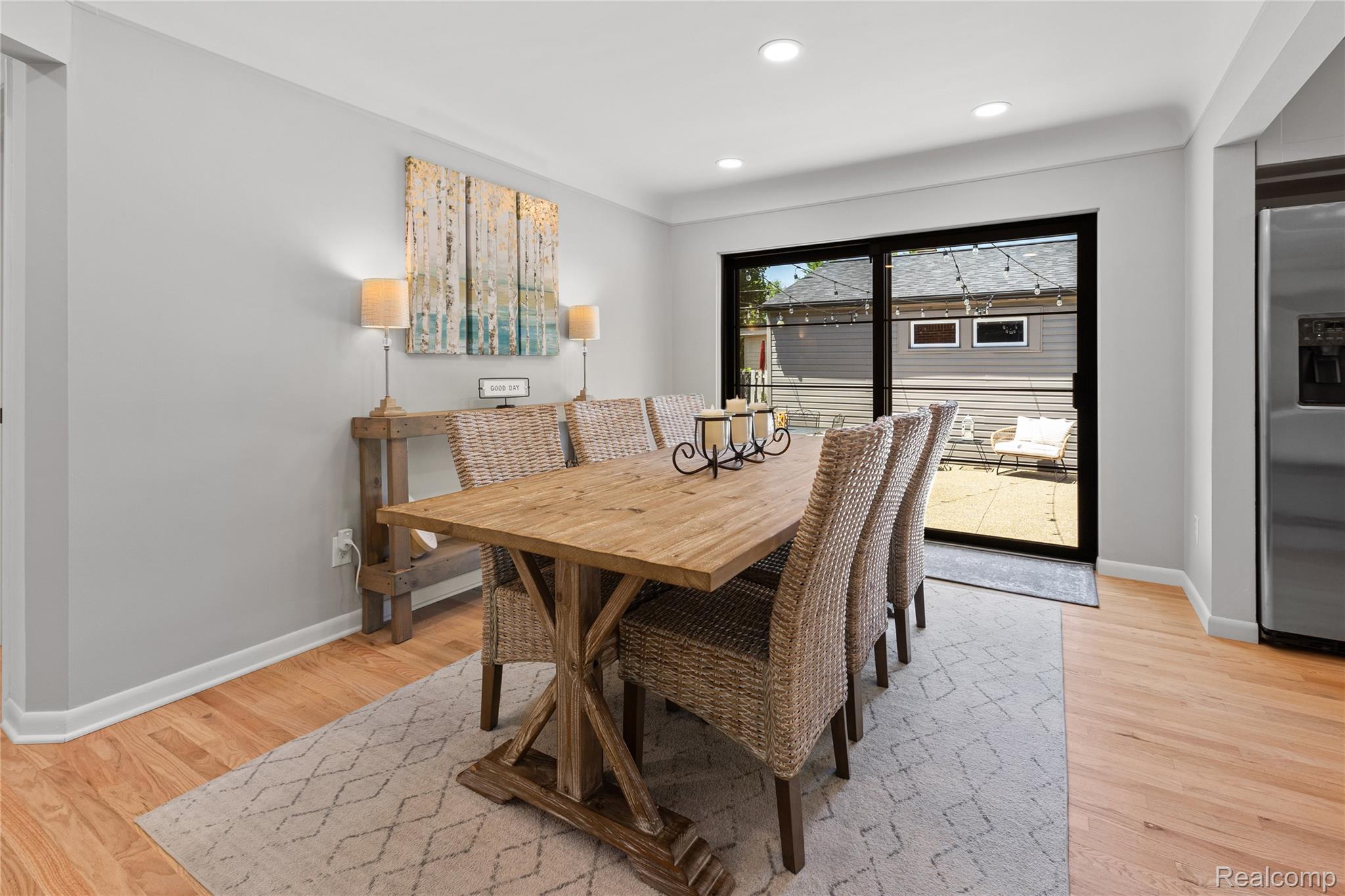 3521 Hillside Drive