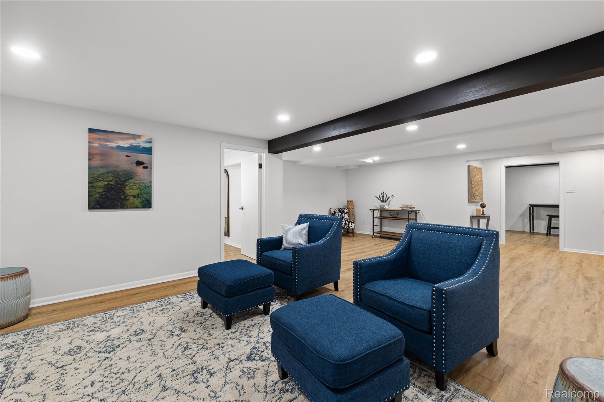 3521 Hillside Drive