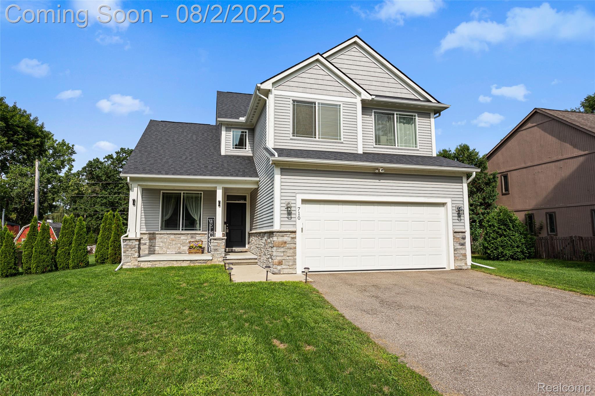710 Pine Tree Road
