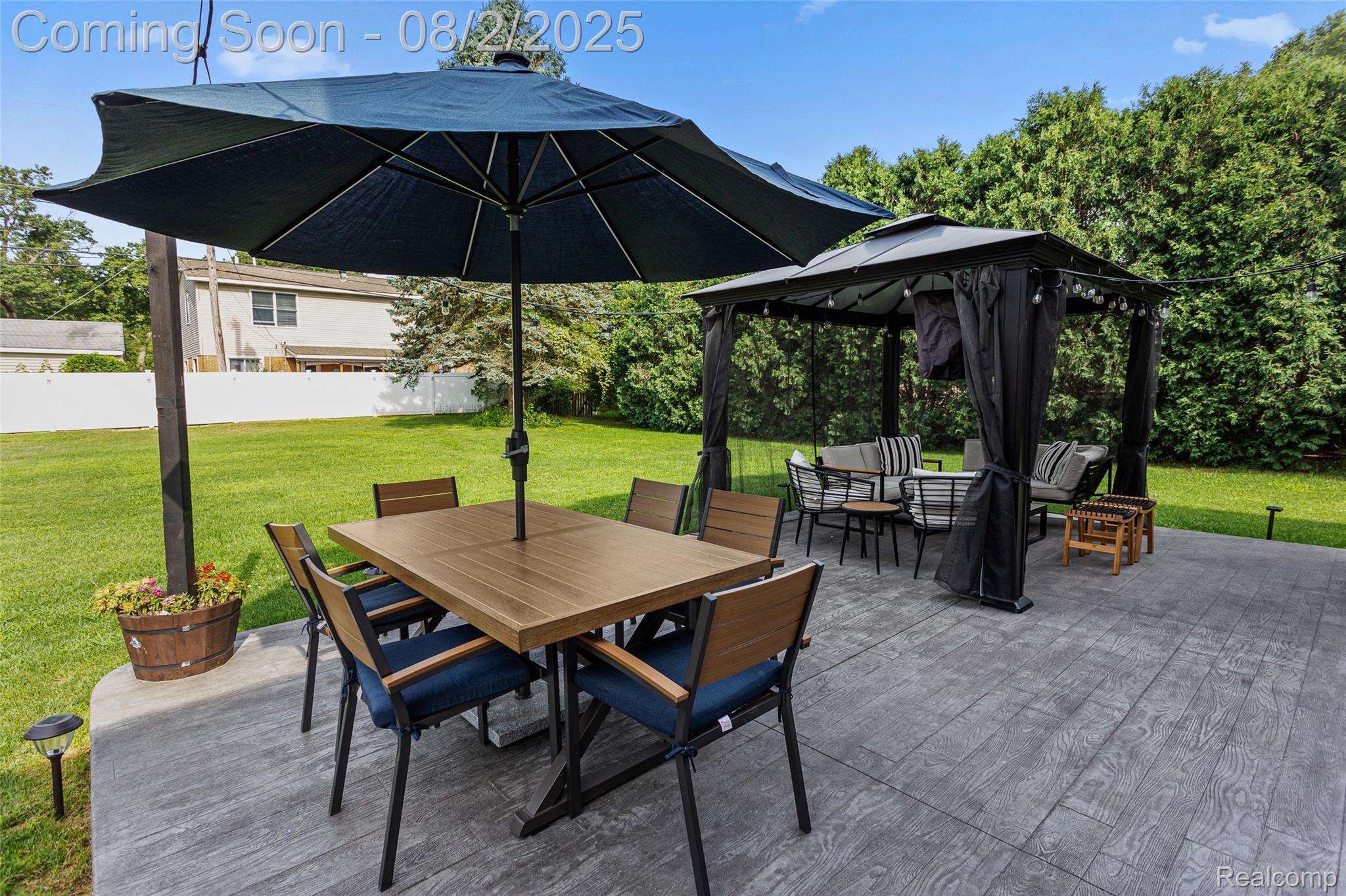 710 Pine Tree Road