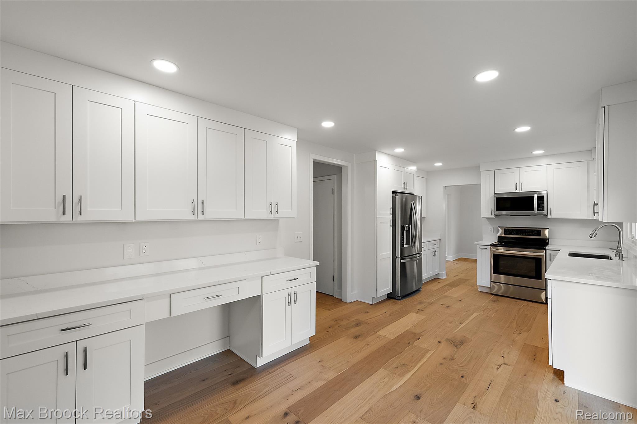 5362 Hertford Drive
