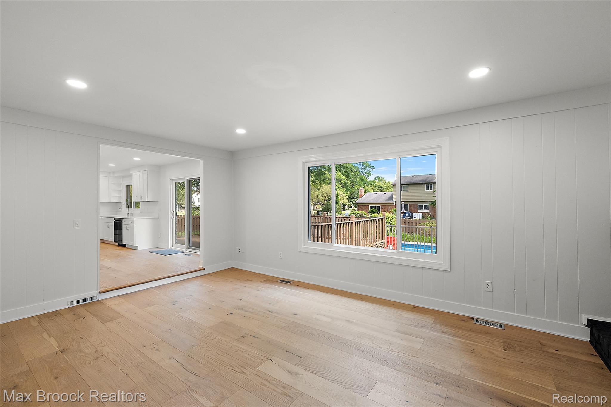 5362 Hertford Drive