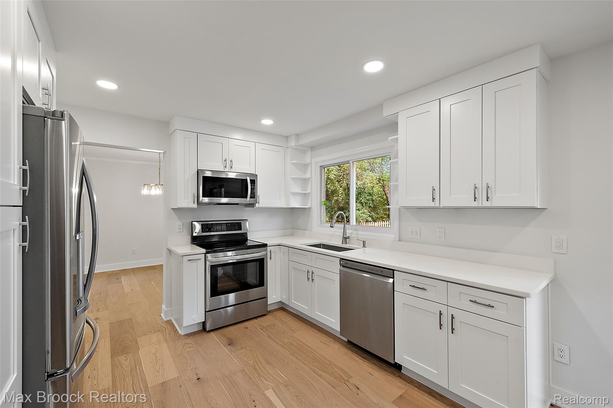 5362 Hertford Drive