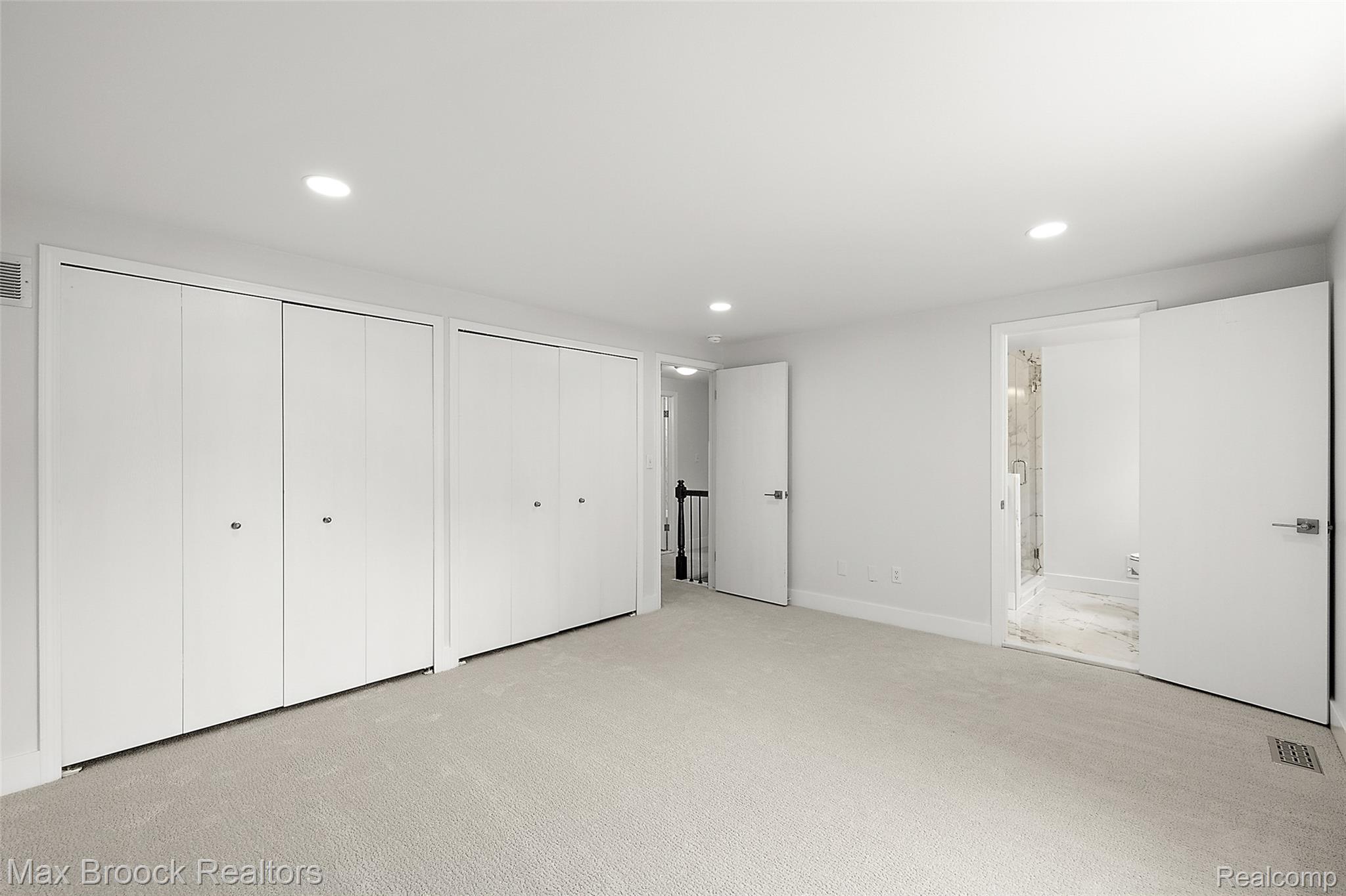5362 Hertford Drive