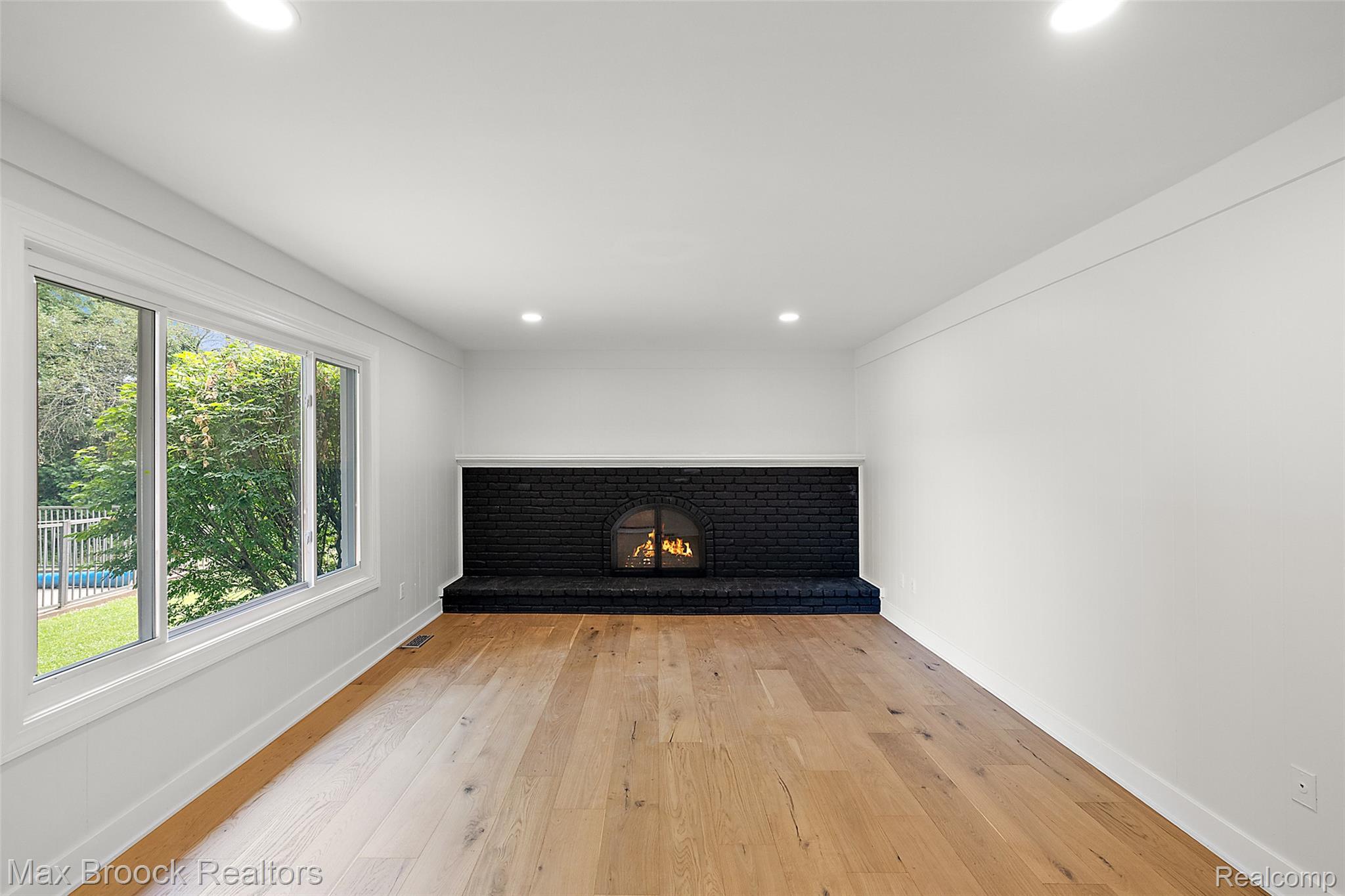 5362 Hertford Drive