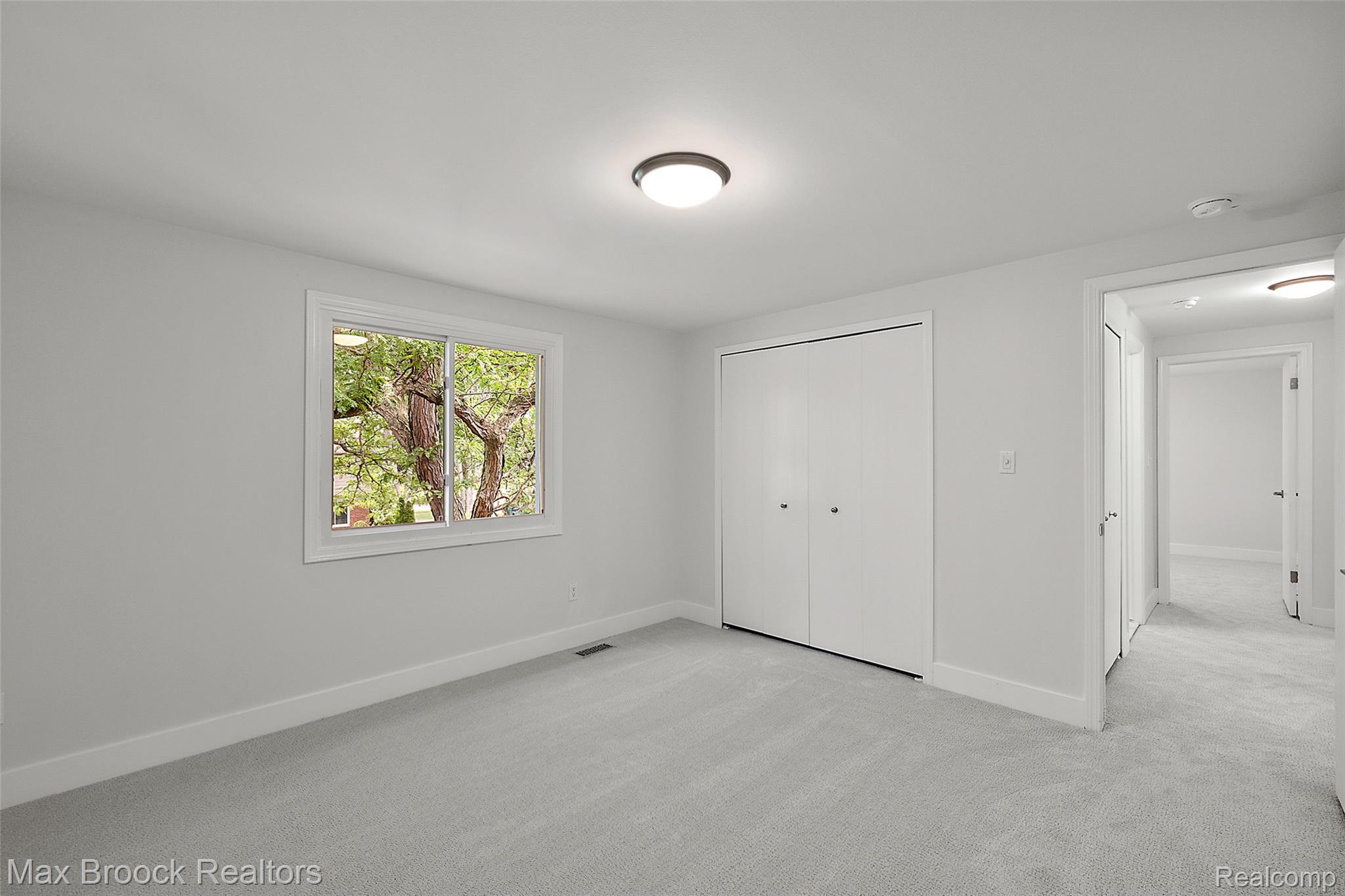 5362 Hertford Drive