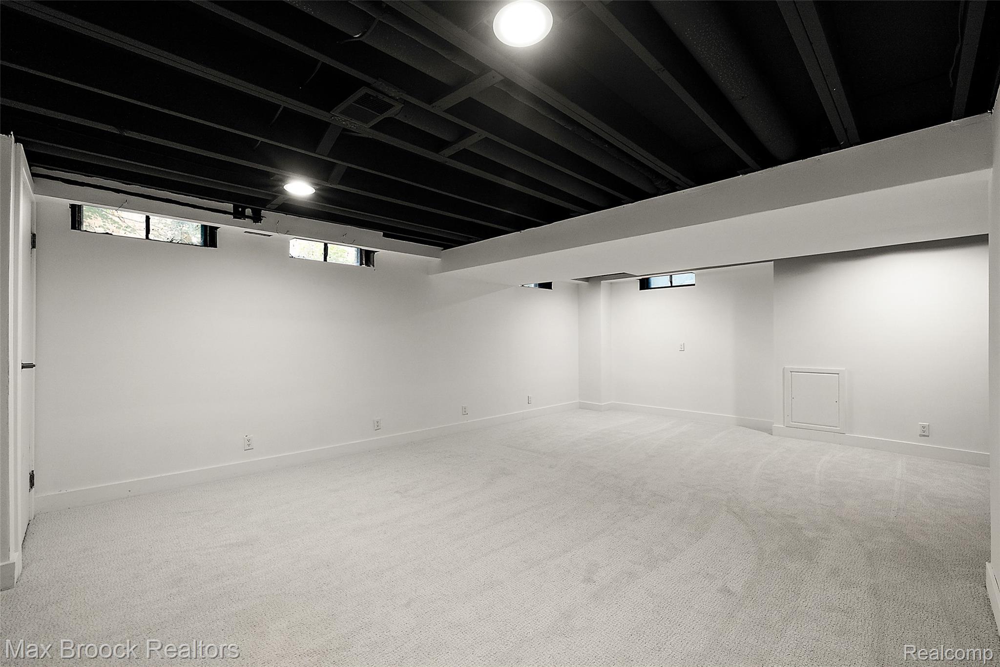 5362 Hertford Drive