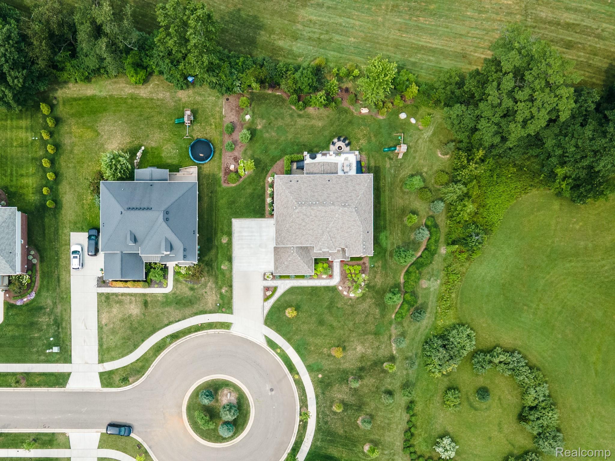 1367 Addington Court