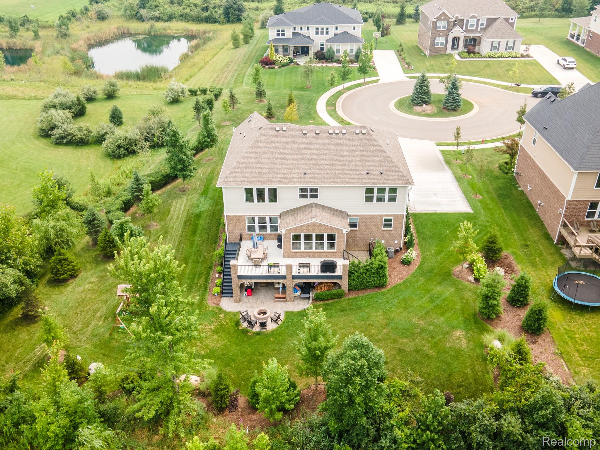 1367 Addington Court