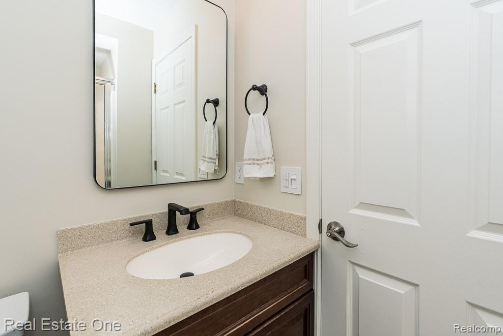 1665 Huntington Park E