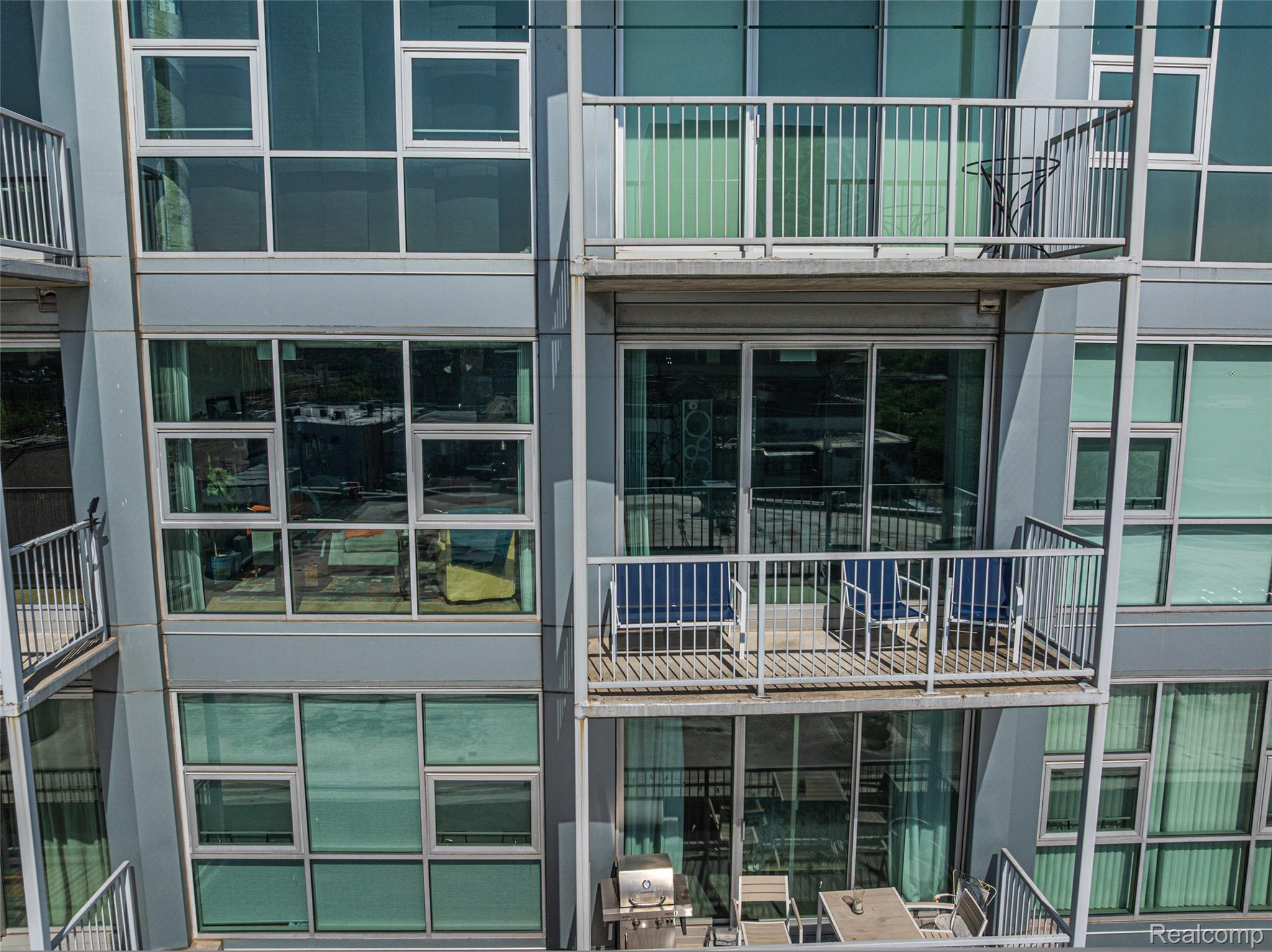 100 W 5th Street 504