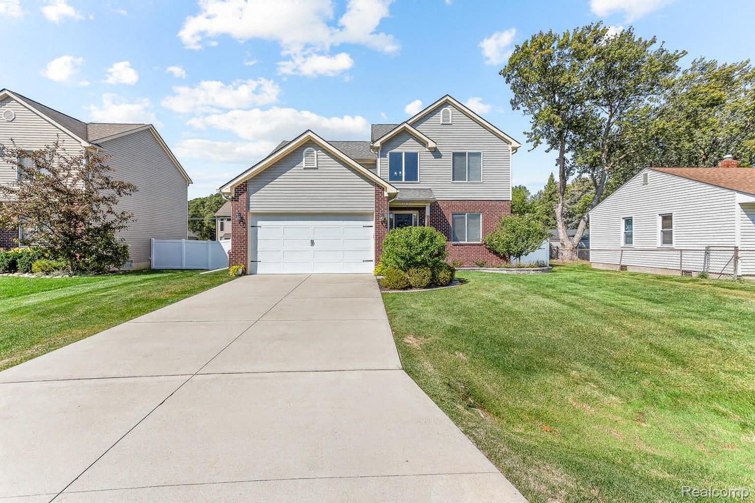 2914 Hartline Drive
