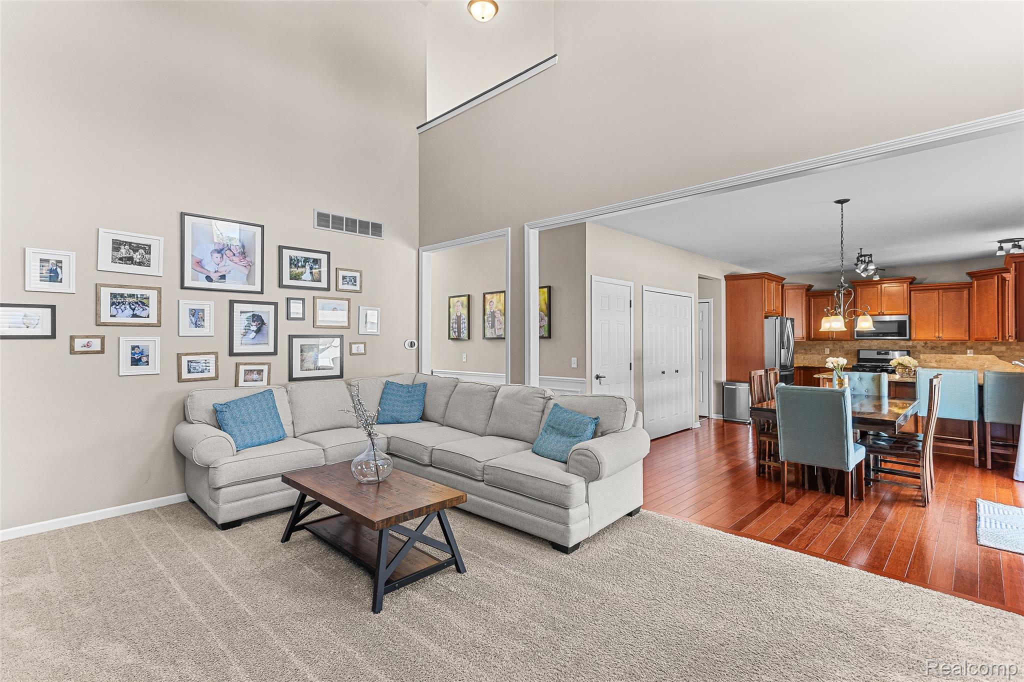 2914 Hartline Drive