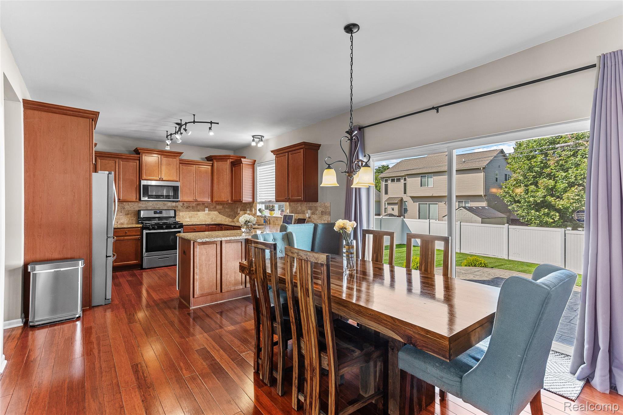 2914 Hartline Drive