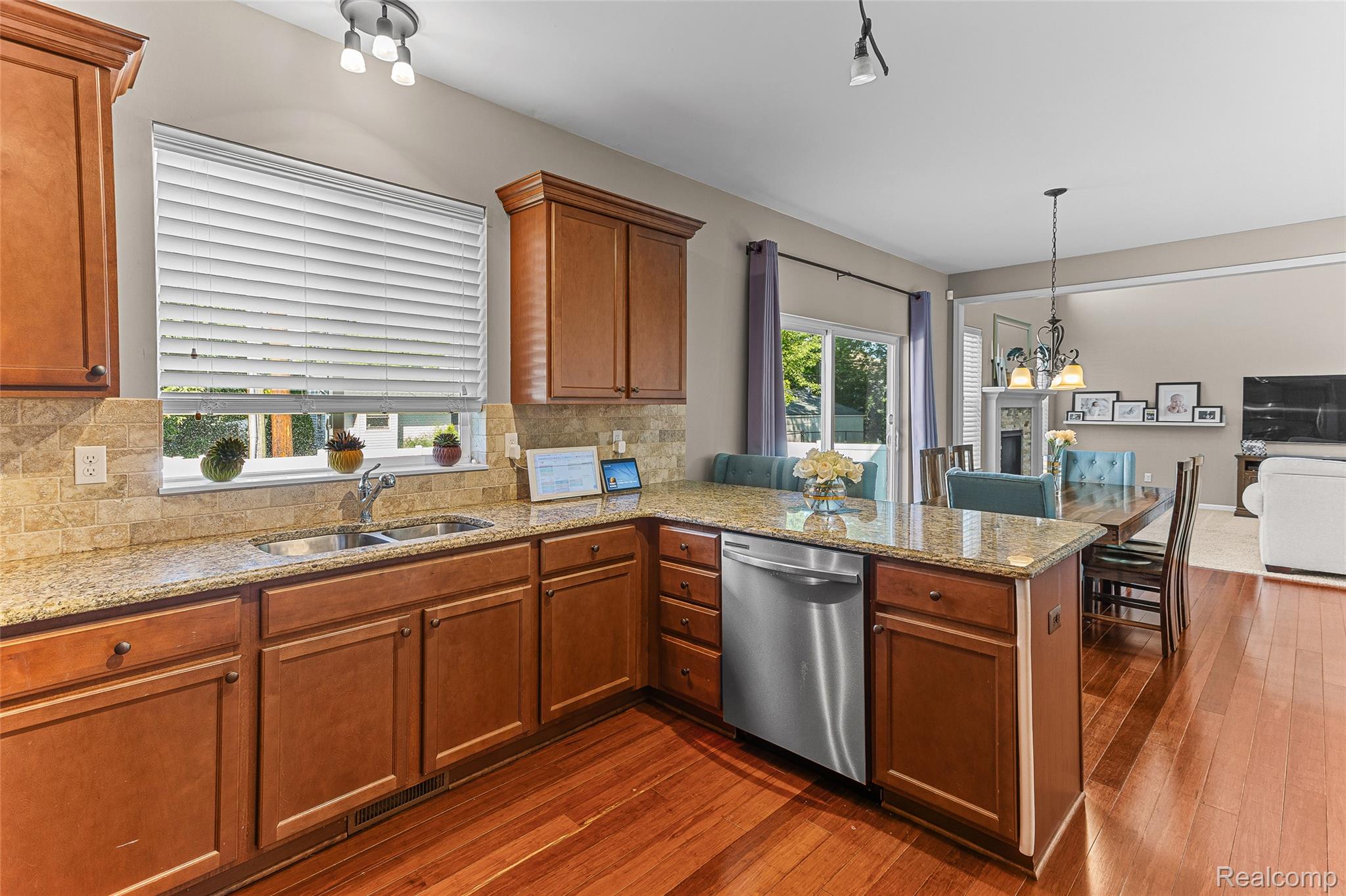 2914 Hartline Drive