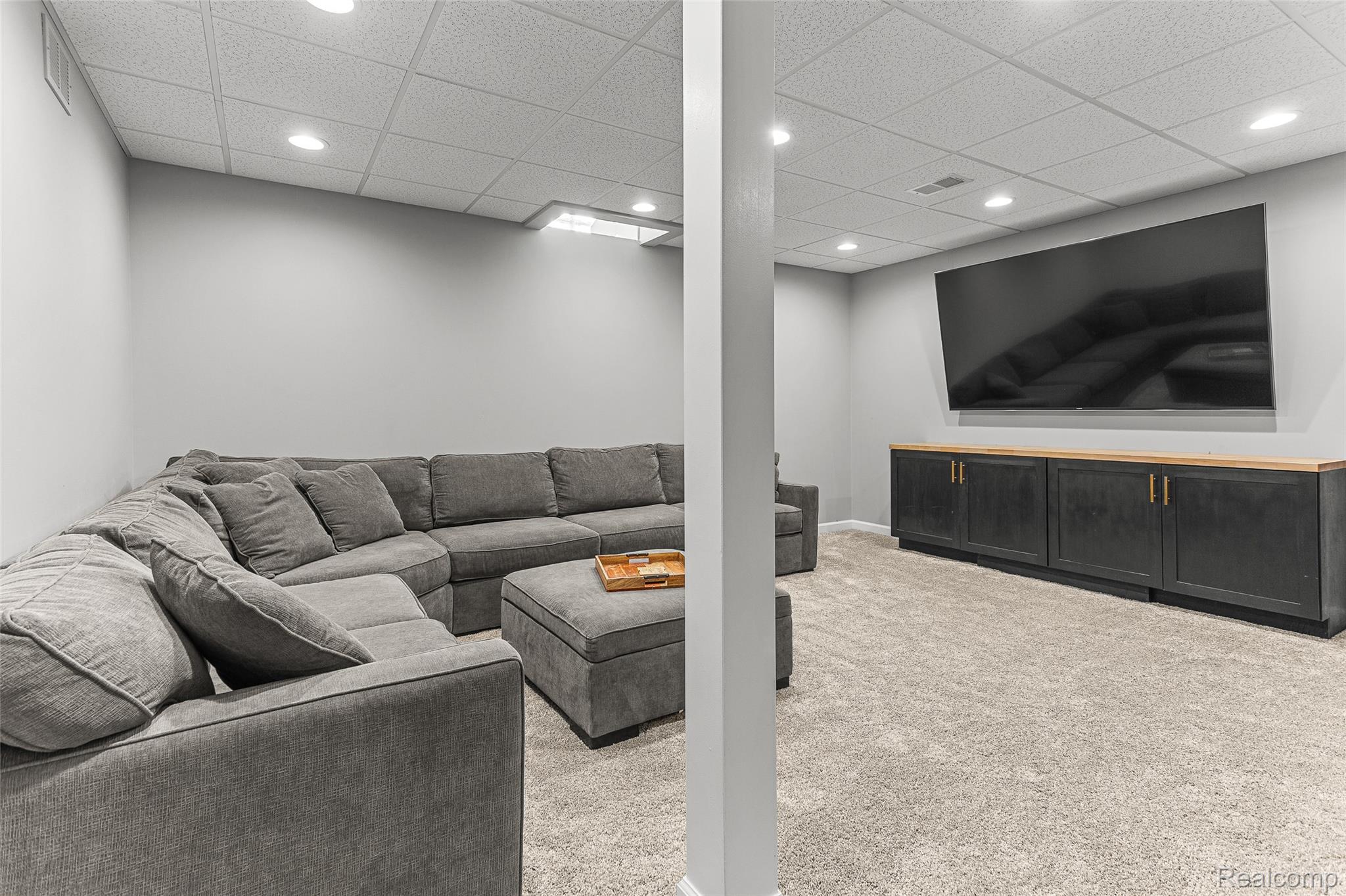 2914 Hartline Drive