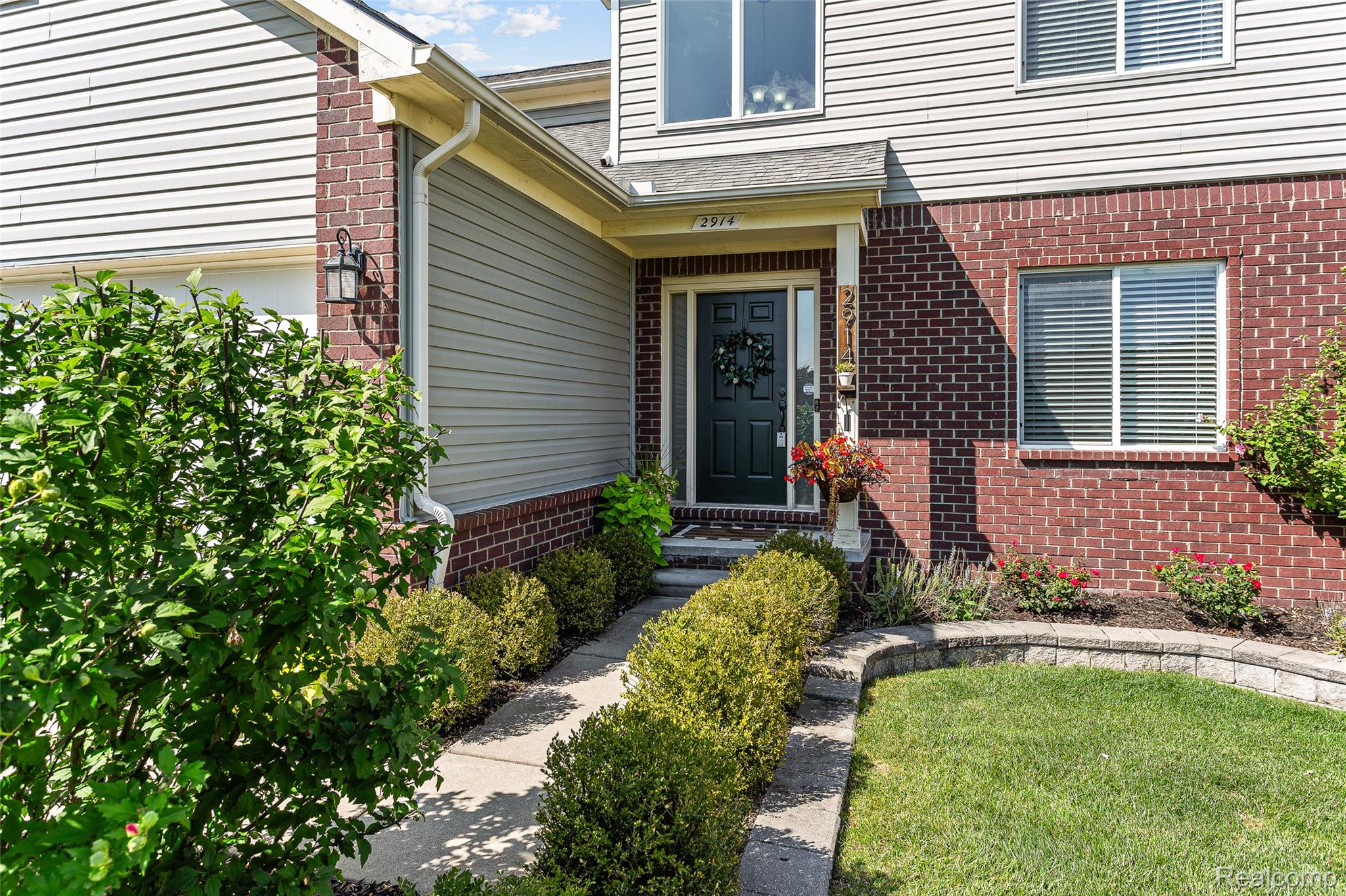 2914 Hartline Drive
