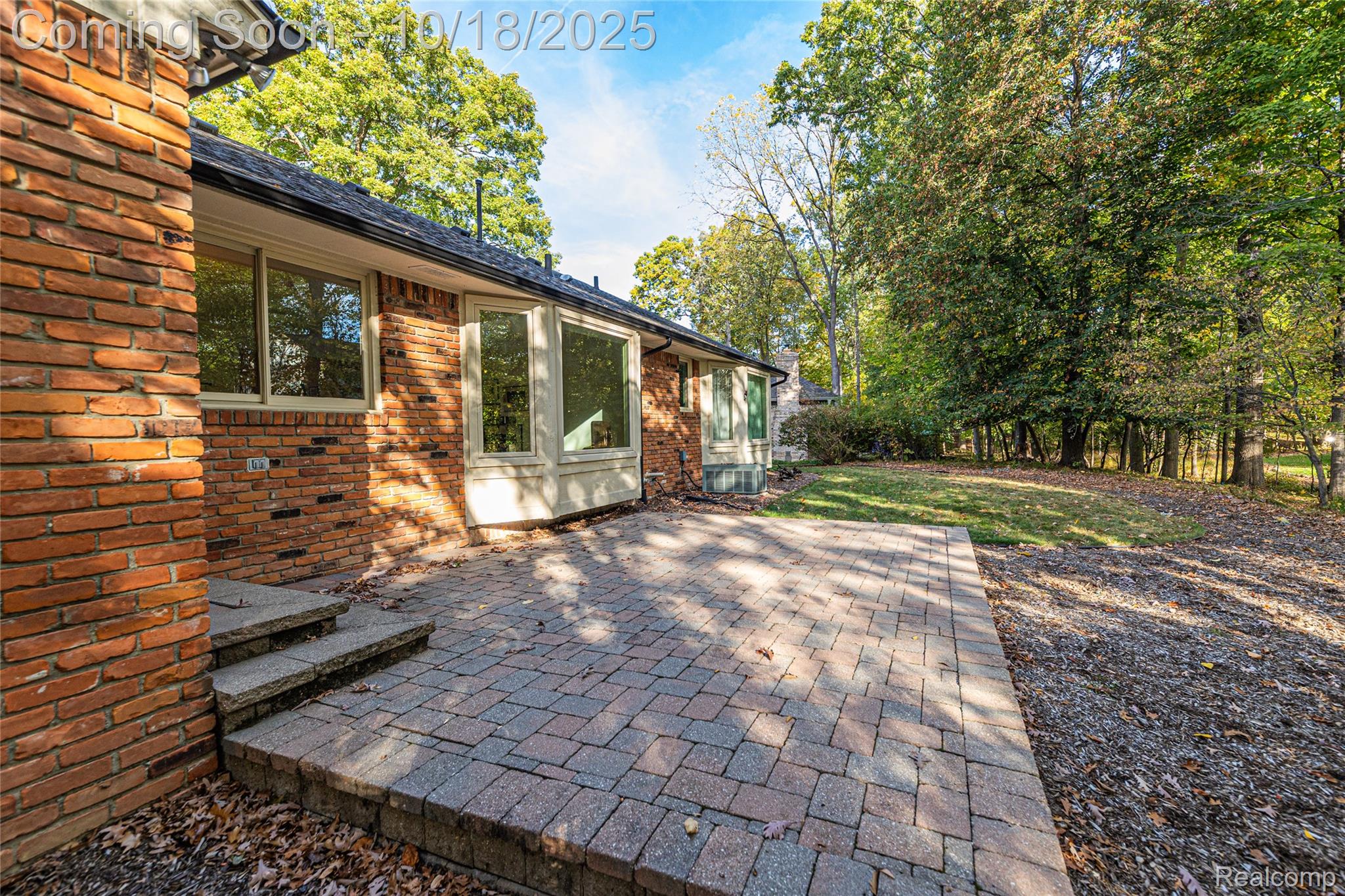 448 Streamview Court