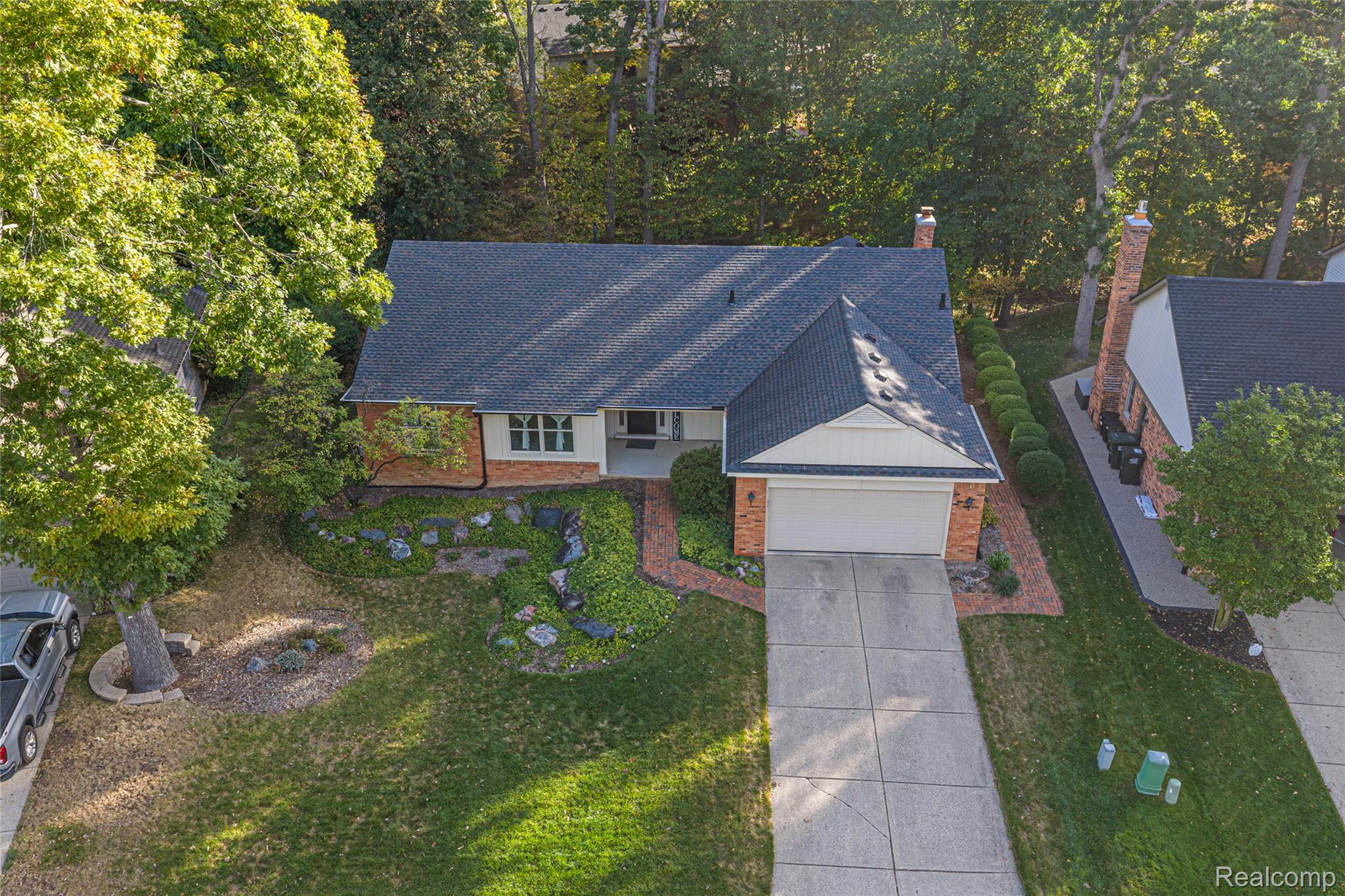 448 Streamview Court